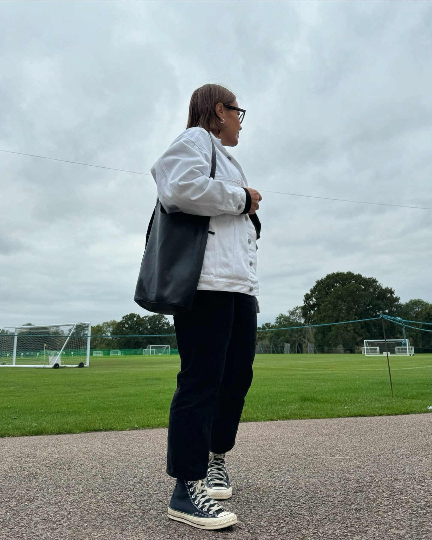 Casual monochrome outfit.
Black and white outfits always make me feel put together even though it’s the easiest 2 colours to mix. 


#footballsunday #footballmom #casualstyle #casualoutfit #casualwear #bw #blackandwhiteoutfit #monochromeoutfit #styleover40 #40sfashion #discoverunder10k

#LTKuk #LTKeurope #LTKautumn