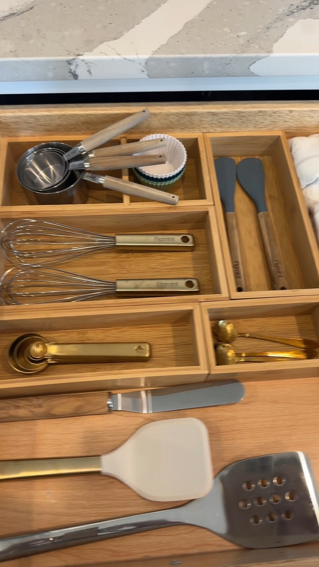 🍰✨ It’s officially baking season! 
🎉 I like to organize all my baking tools before I jump into baking! 🥣🧁 Since baking is precise, unlike cooking, it’s important to have ready access to what you need!  From measuring cups to whisks, everything is now just a reach away. 🥄💕 

#LTKHome #LTKHoliday #LTKFindsUnder50