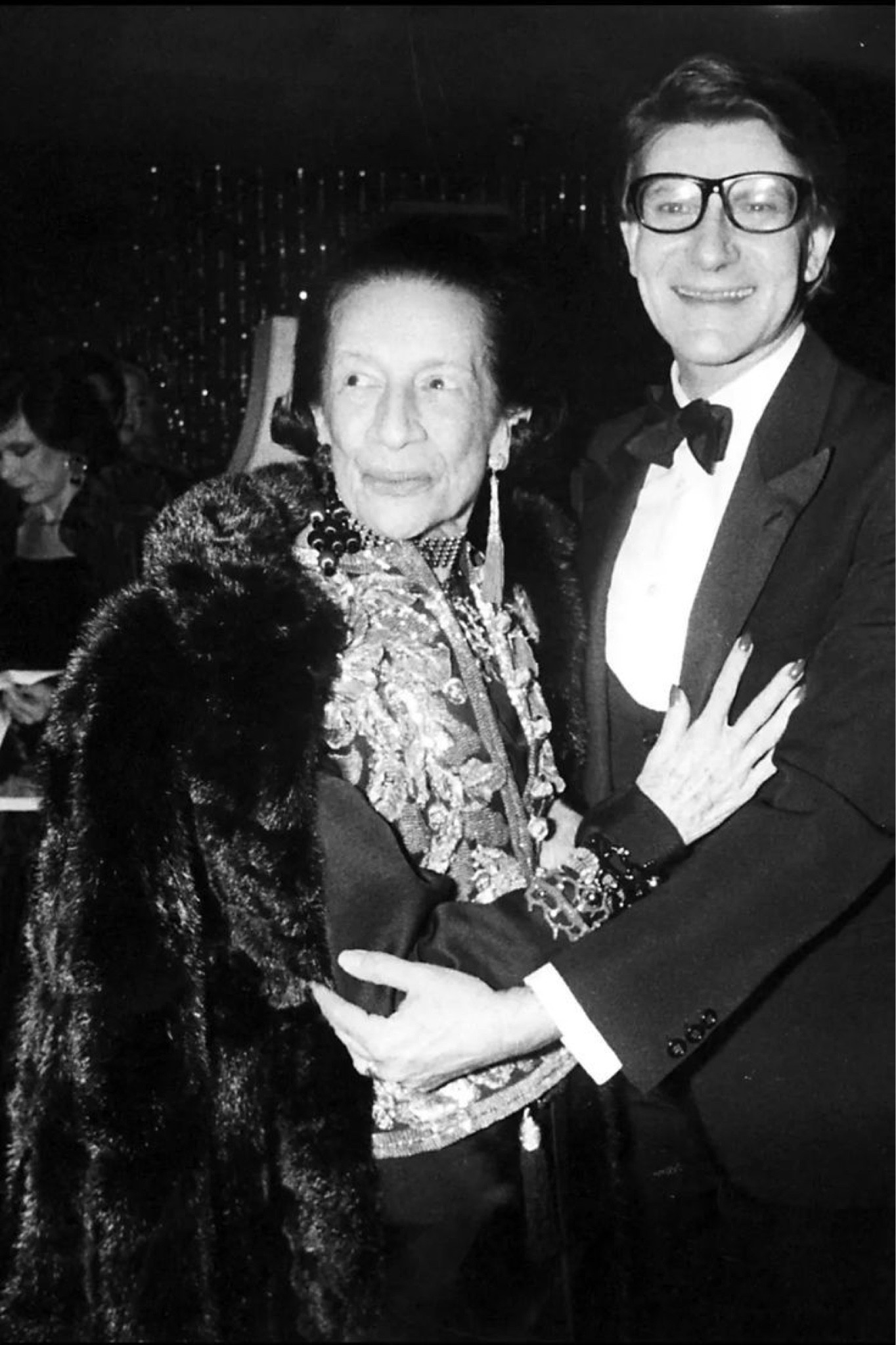DIANA VREELAND - Eccentric Piece