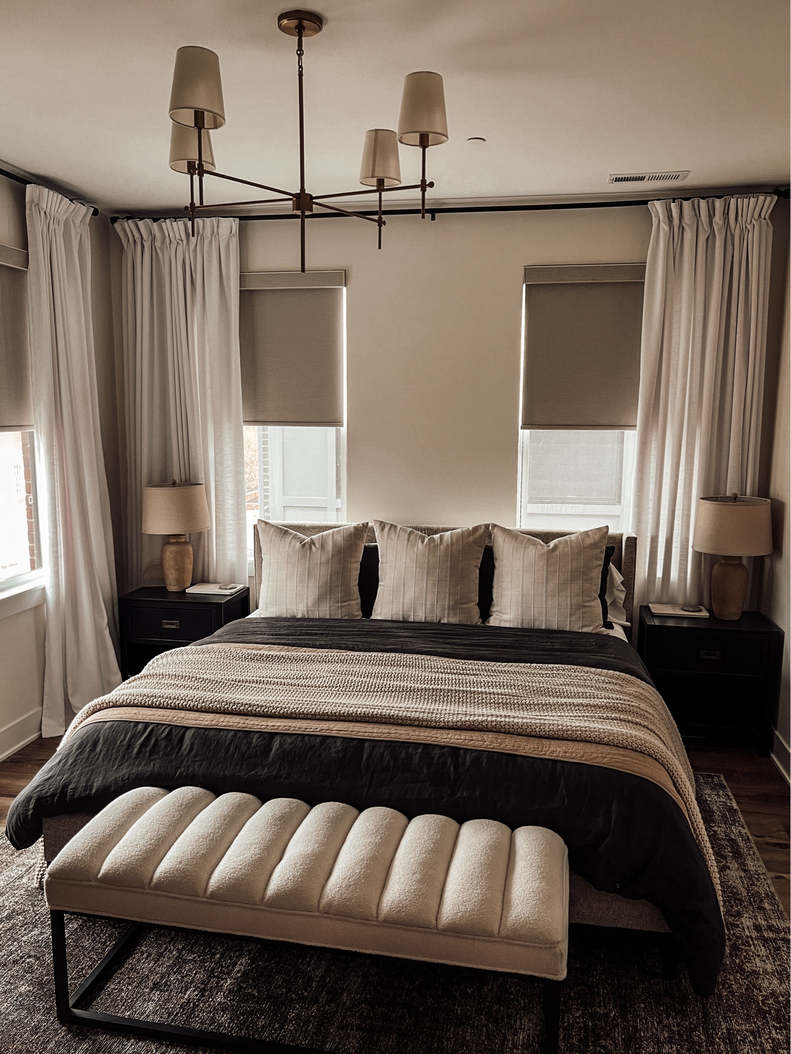 Primary Bedroom Decor

#LTKfindsunder100 #LTKstyletip #LTKhome