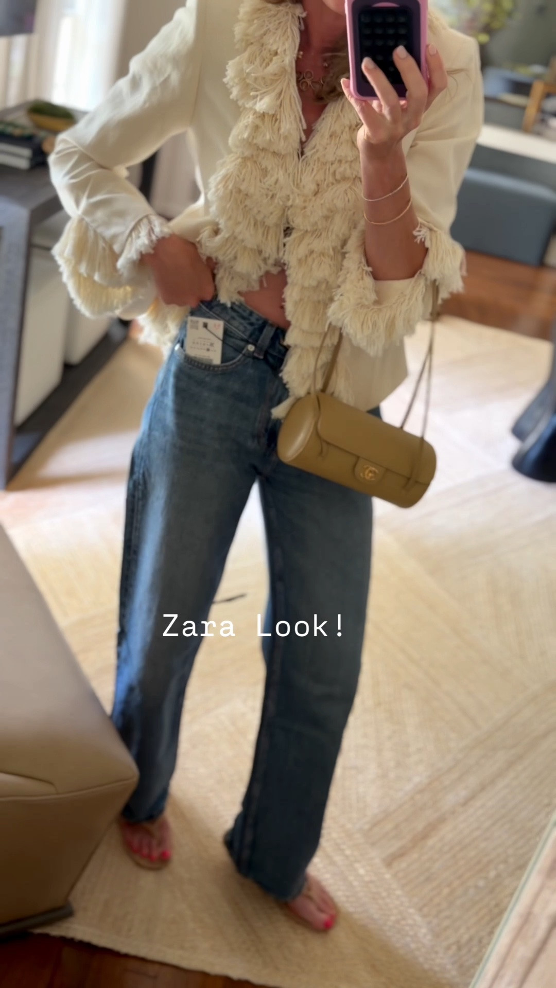Size small
Size 2/26 jeans 
Necklace!