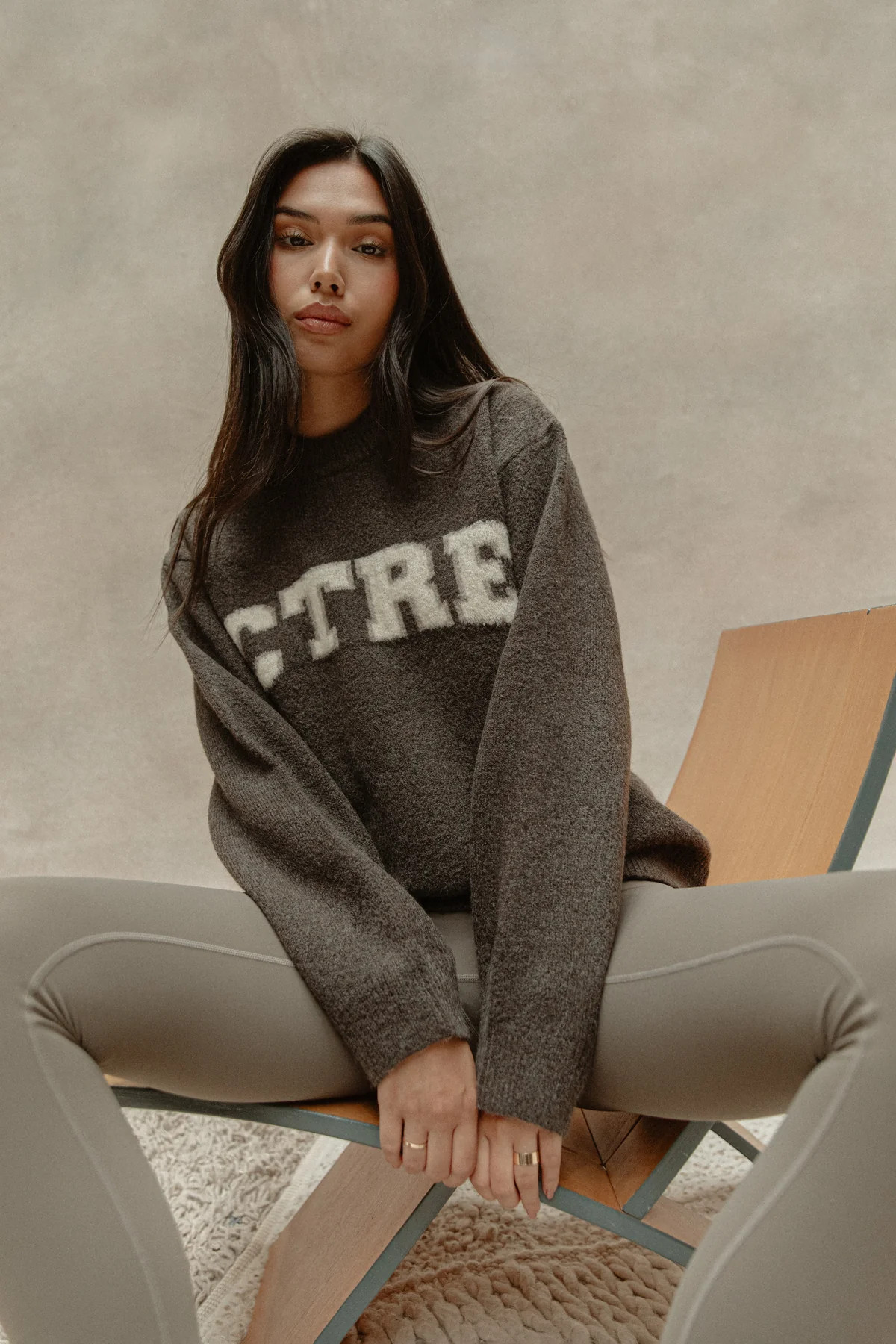 CTRE KNITTED SWEATSHIRT - BROWN | The Couture Club