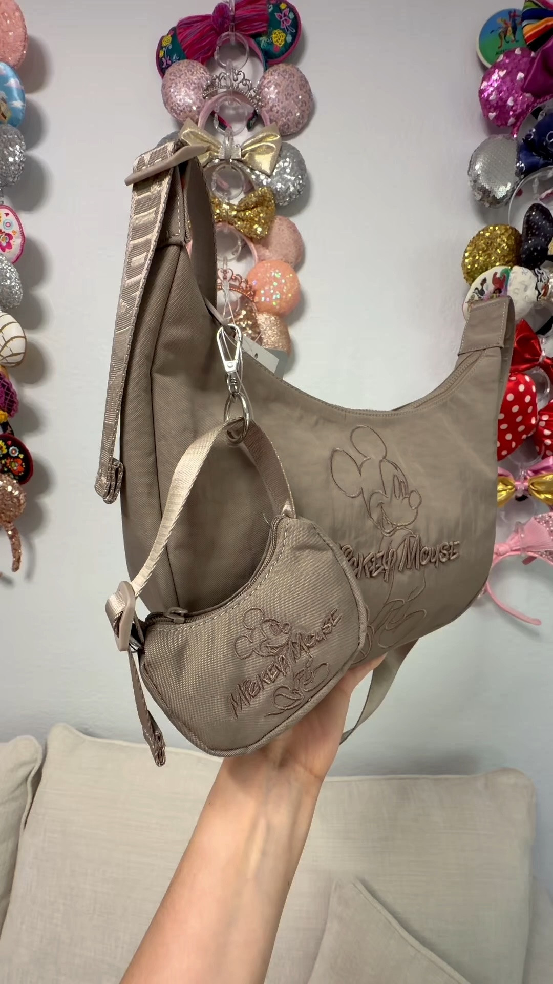 My favorite purse from @disneystore #disneystyle #disneystore #disneypurse

#LTKootd #LTKgrwm #LTKdayinmylife