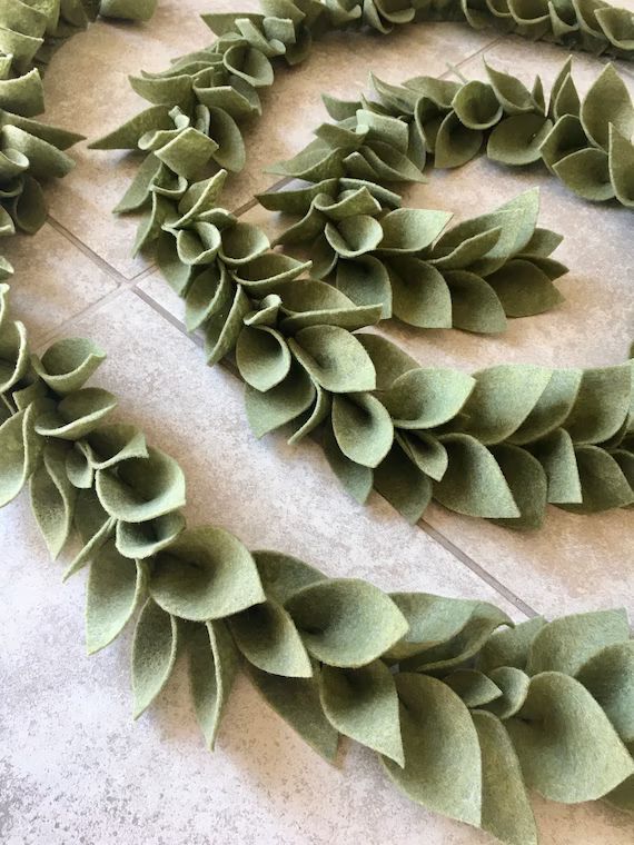 Magnolia Leaf Felt Garland | Etsy (US)