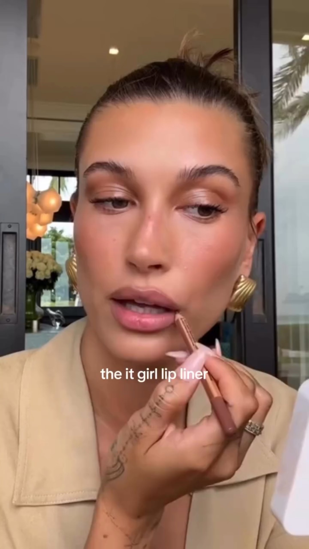 The It Girl lip liner everyone keeps asking about ✨
Hailey Bieber, Sofia Richie Grainge, and Bella Hadid are all fans of the Makeup Forever Artist Color Pencil  ☕️

This is one of those makeup staples that truly earns its cult status. It’s incredibly versatile, easy to blend, and works for lip lining, contouring, and everyday definition. I reach for it constantly and it never disappoints.

It’s iconic for a reason. Are you using it yet?

#LTKgrwm #LTKGiftGuide #LTKBeauty
