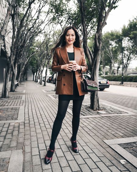 Love a versatile leather jacket in blazer style. Can be dressed up or down for different occasions. Matching with a pencil skirt, a classy pumps and a gorgeous bag is all what I needed. #rougecloset 

Saint Laurent leather blazer, Chanel shoes, Balmain mini skirt, Bottega Veneta knit top and Tod’s T Timeless bag  

#LTKitbag #LTKshoecrush #LTKworkwear