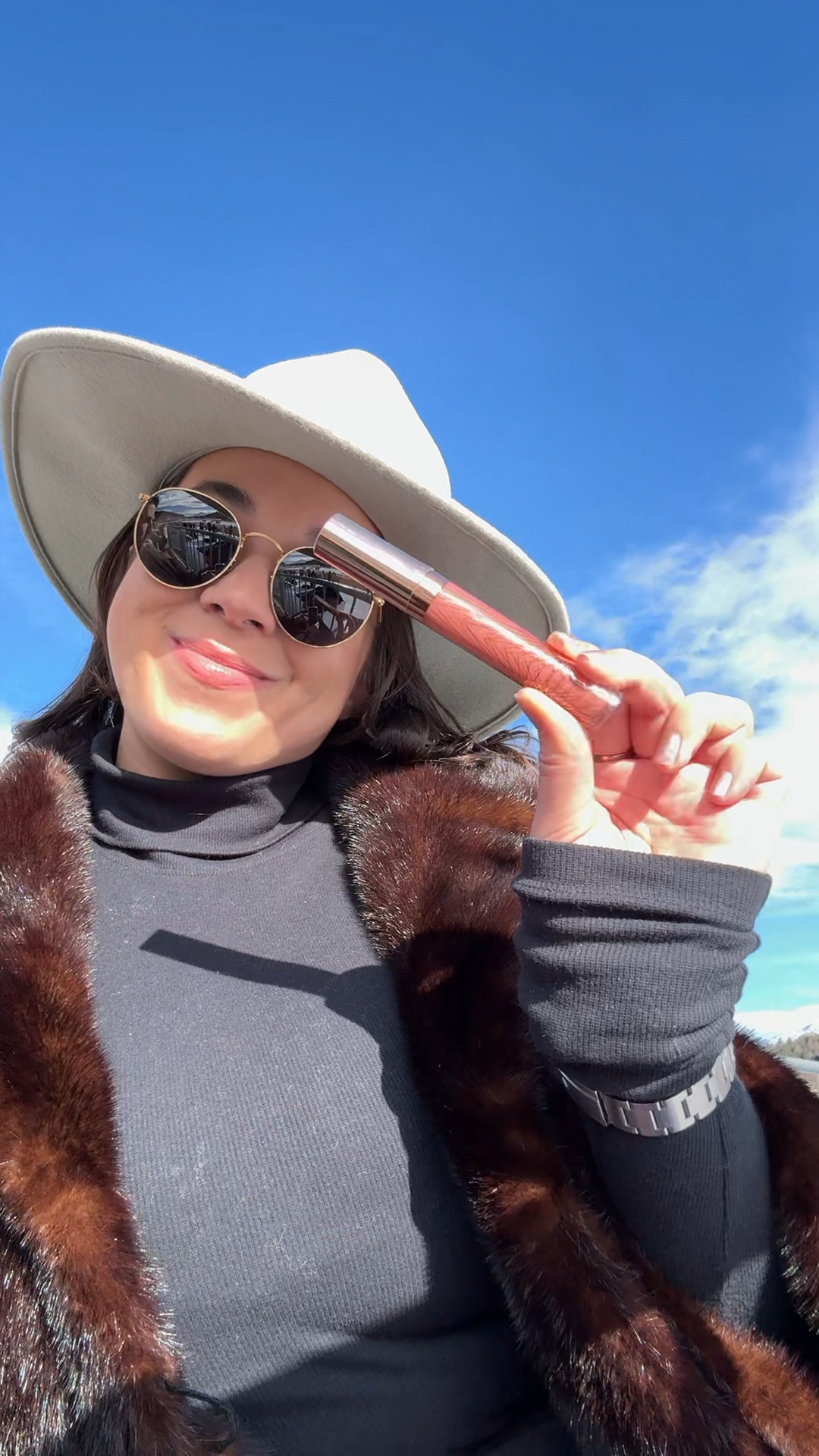 Favorite lip gloss for everyday from Charlotte Tilbury! And also my sunglasses I’ve had on repeat! 

#LTKTravel #LTKStyleTip #LTKBeauty