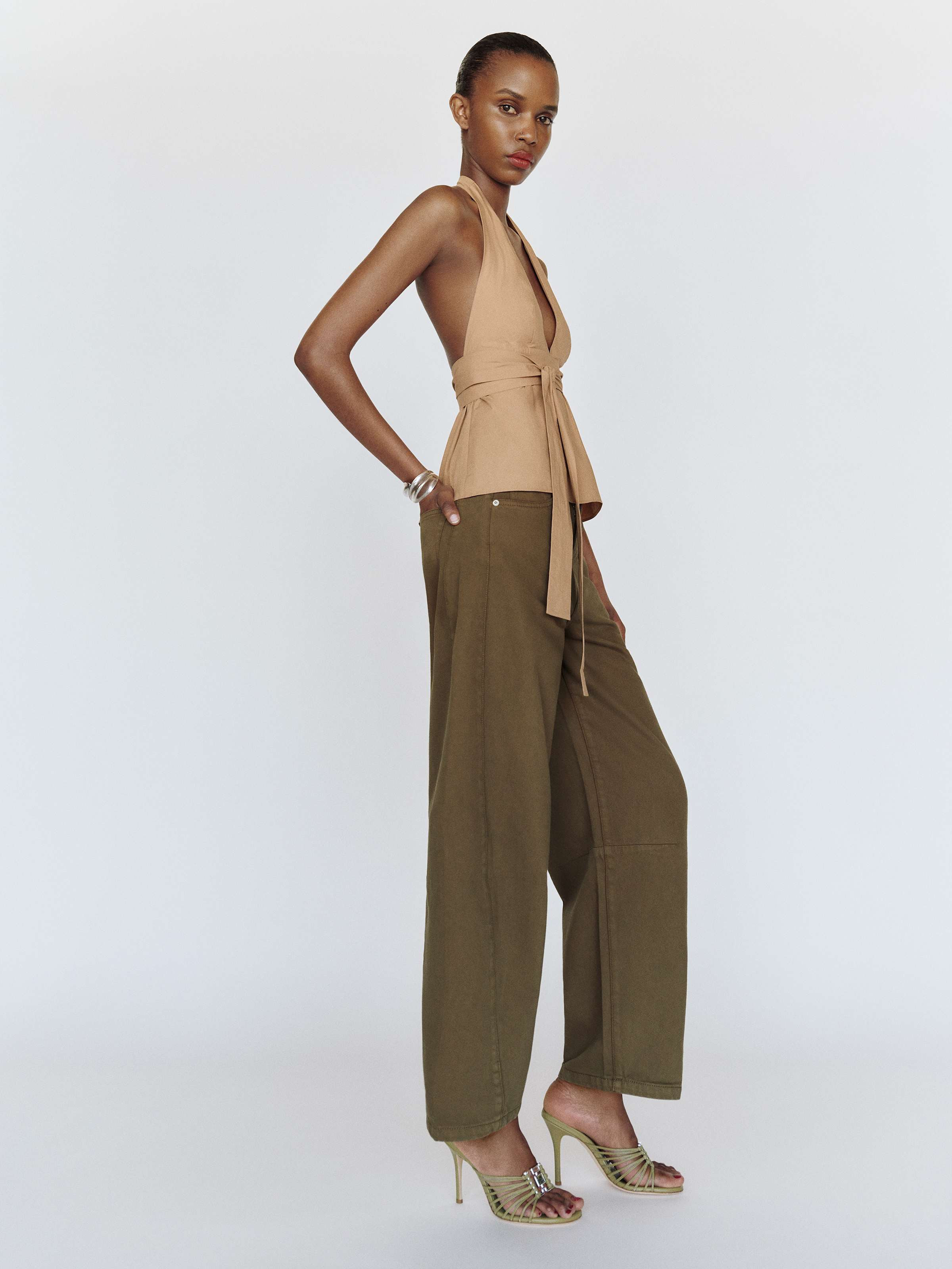 Tyler Mid Rise Barrel Jeans | Reformation (Global)