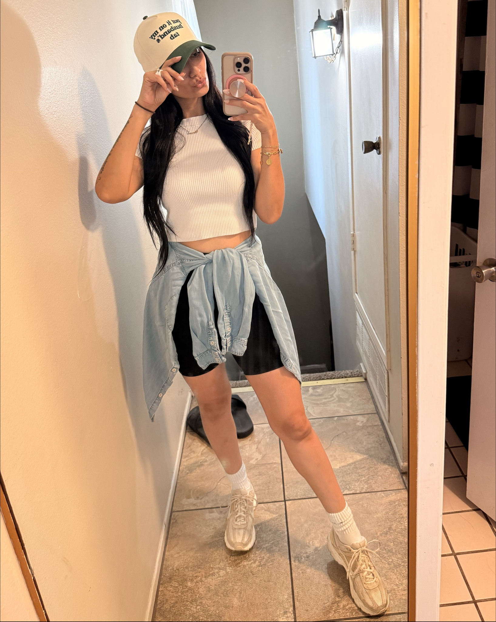 Comfy mom fit

#LTKootd #LTKTravel #LTKdayinmylife