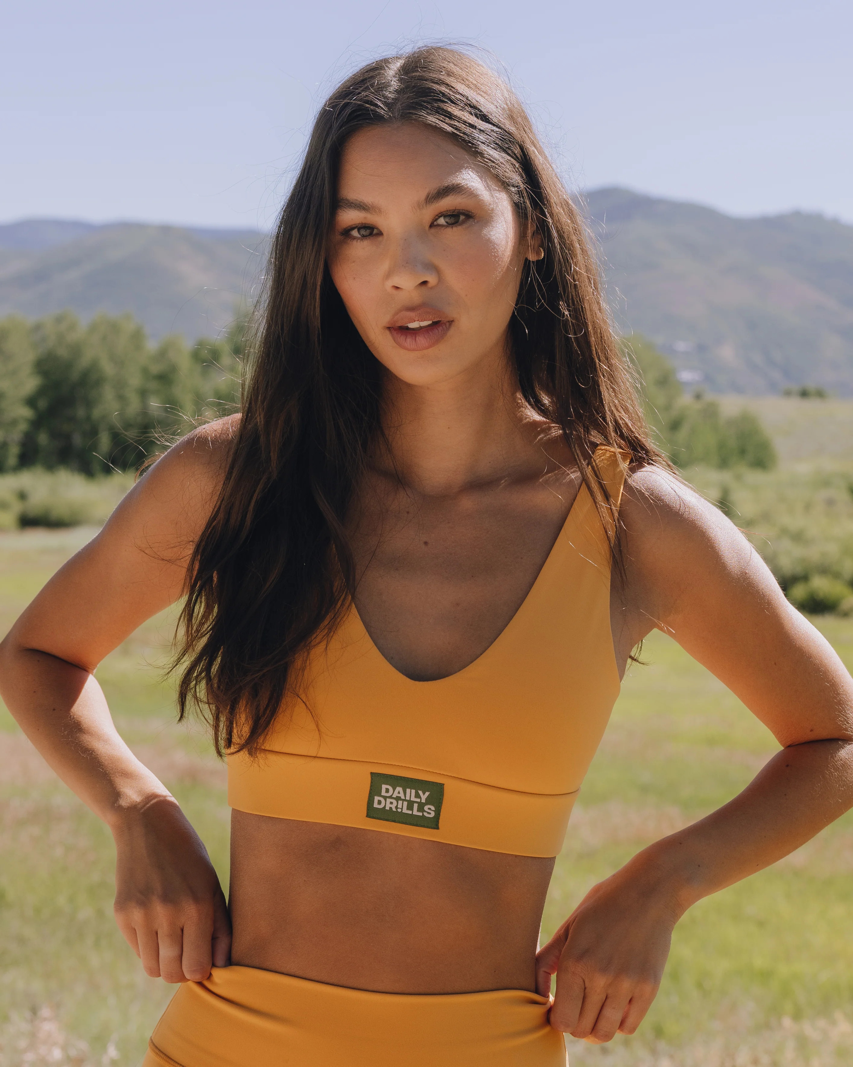 Go! V-Neck Bra - Honeygold | Daily Drills