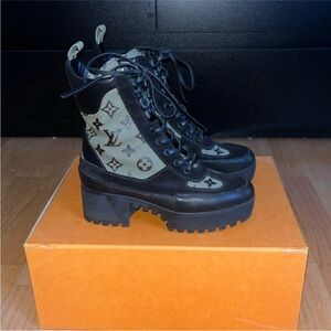 Louis Vuitton Laureate platform desert boots | Poshmark
