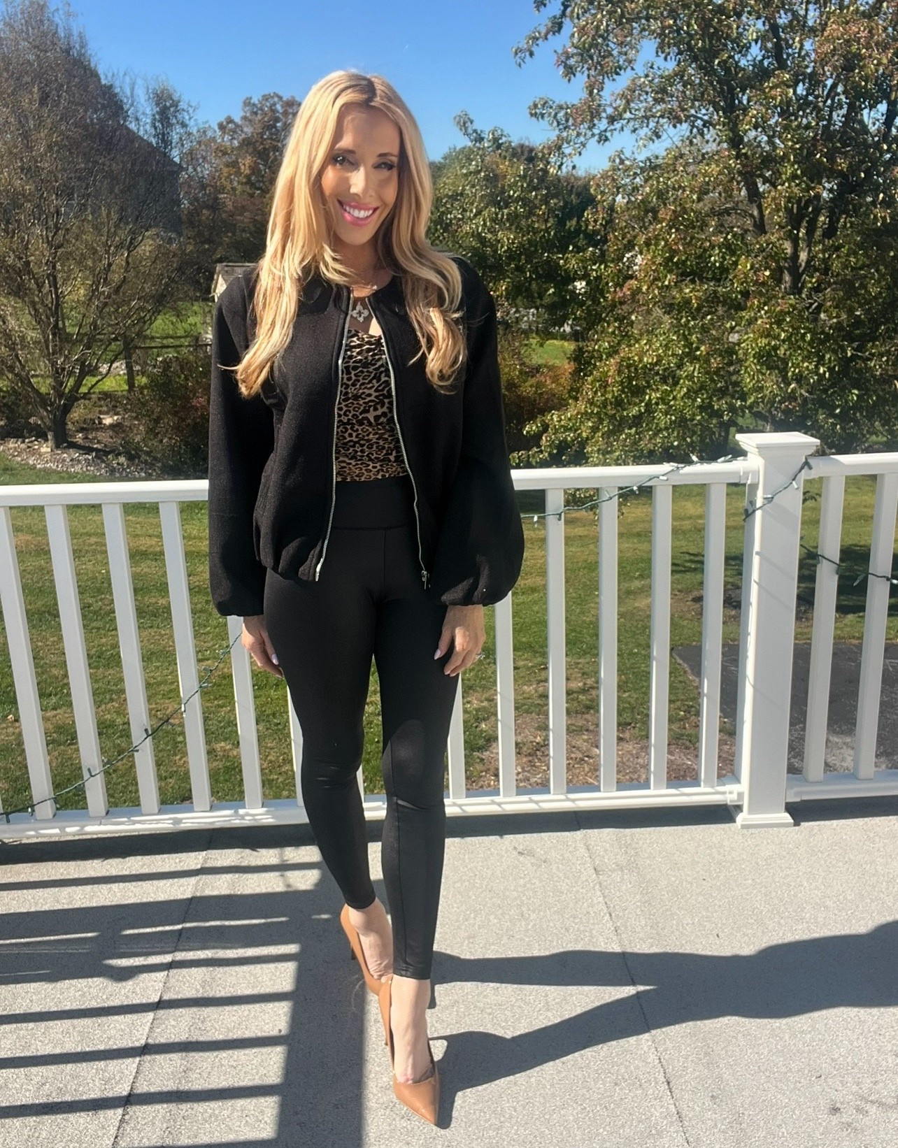 Beautiful trending cropped bomber jacket ❤️

#LTKHoliday #LTKPetite #LTKSaleAlert