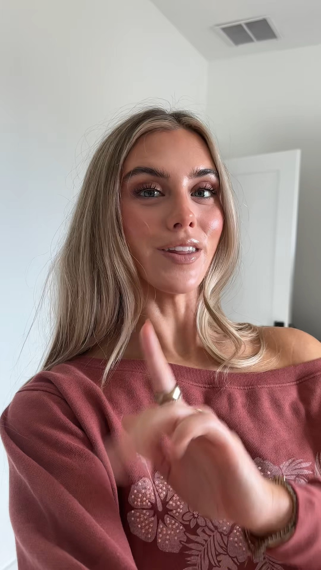 #PINKPartner obsessed with spring and summer fashion and @vspink gave us the cutest pieces!! 🤭 Something for every moment of the season like flirty mini dresses and island prints for daytime plans, new reversible swim and intimates underneath, standout denim for going out, and lightweight fleece layers for breezy nights. For sizing reference, I am 5’4 wearing size XS in everything. 

#vspink #vspinkhaul #clothinghaul #tryonhaul #tryonclothinghaul #summerstyle #summerdresses #dress #summeroutfitinspo #vacationoutfits #beachvacation #summerdress

#LTKootd #LTKdayinmylife #LTKSeasonal