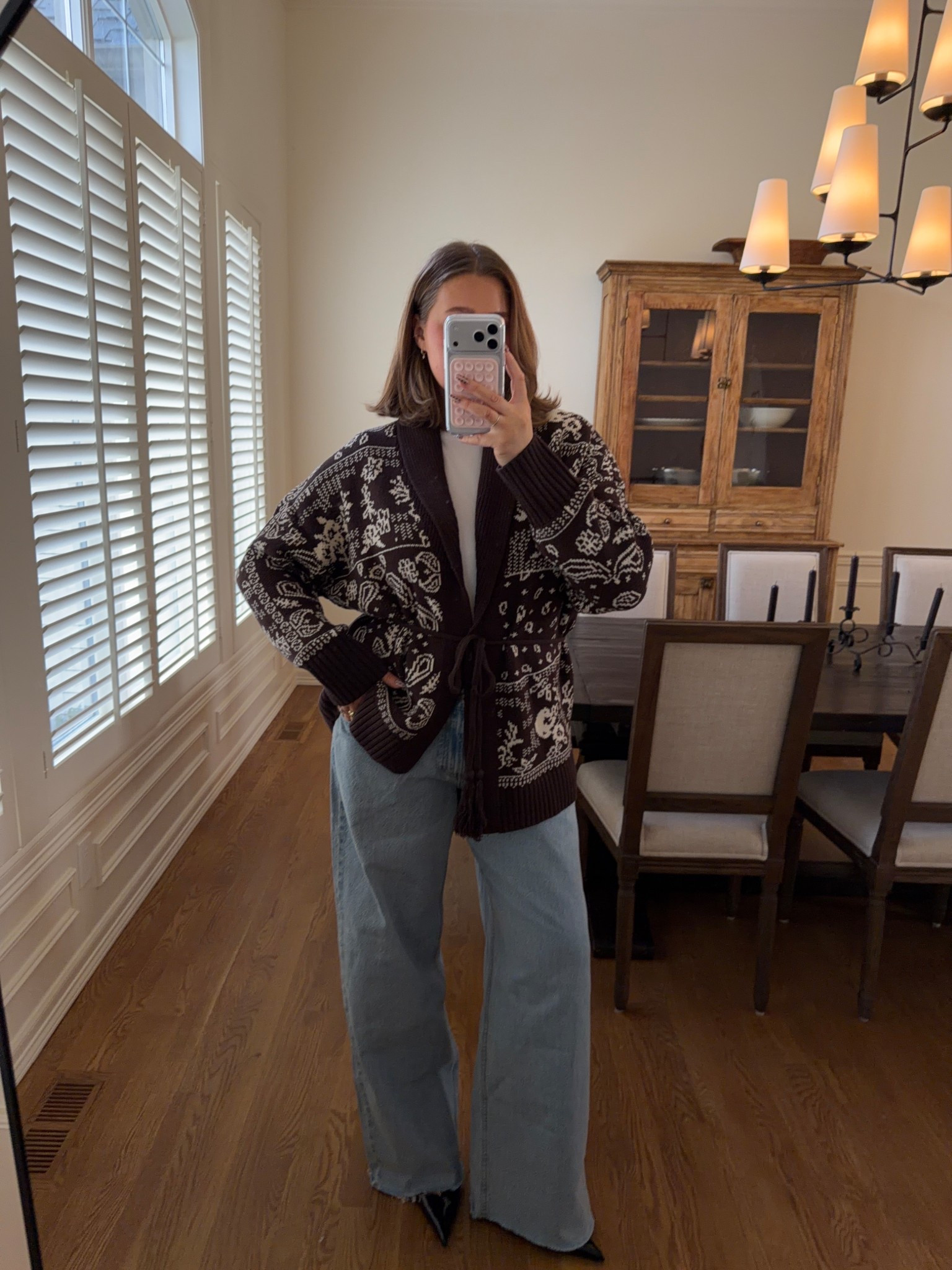 20-50% off Abercrombie plus extra 15% off code CYBERAF 💫 jeans true to size 30 and M sweater. Tshirt medium #abercrombiepartner