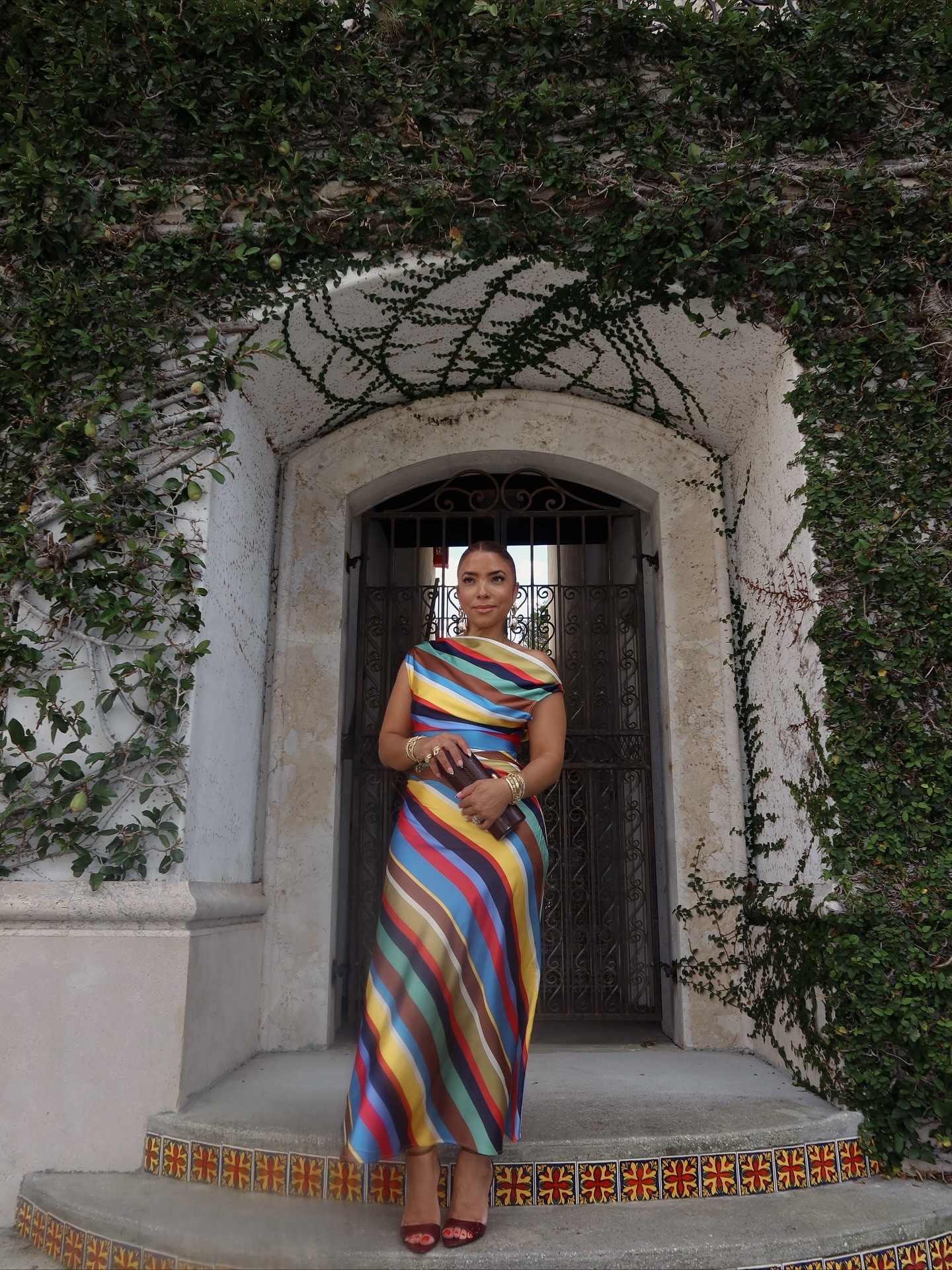 Nothing says fall quite like rich jewel tones, warm knits, and a touch of gold ✨🍂 Which look would you wear first? Let me know your favorite in the comments 🥰🫶🏽

#falloutfitinspo #jeweltones #fallstyles #autumnfashion #ootdfall #styleinspo #chicstyle #falllooks #elegantstyle #timelessfashion #fallvibes🍁 #outfitideas #styleover40