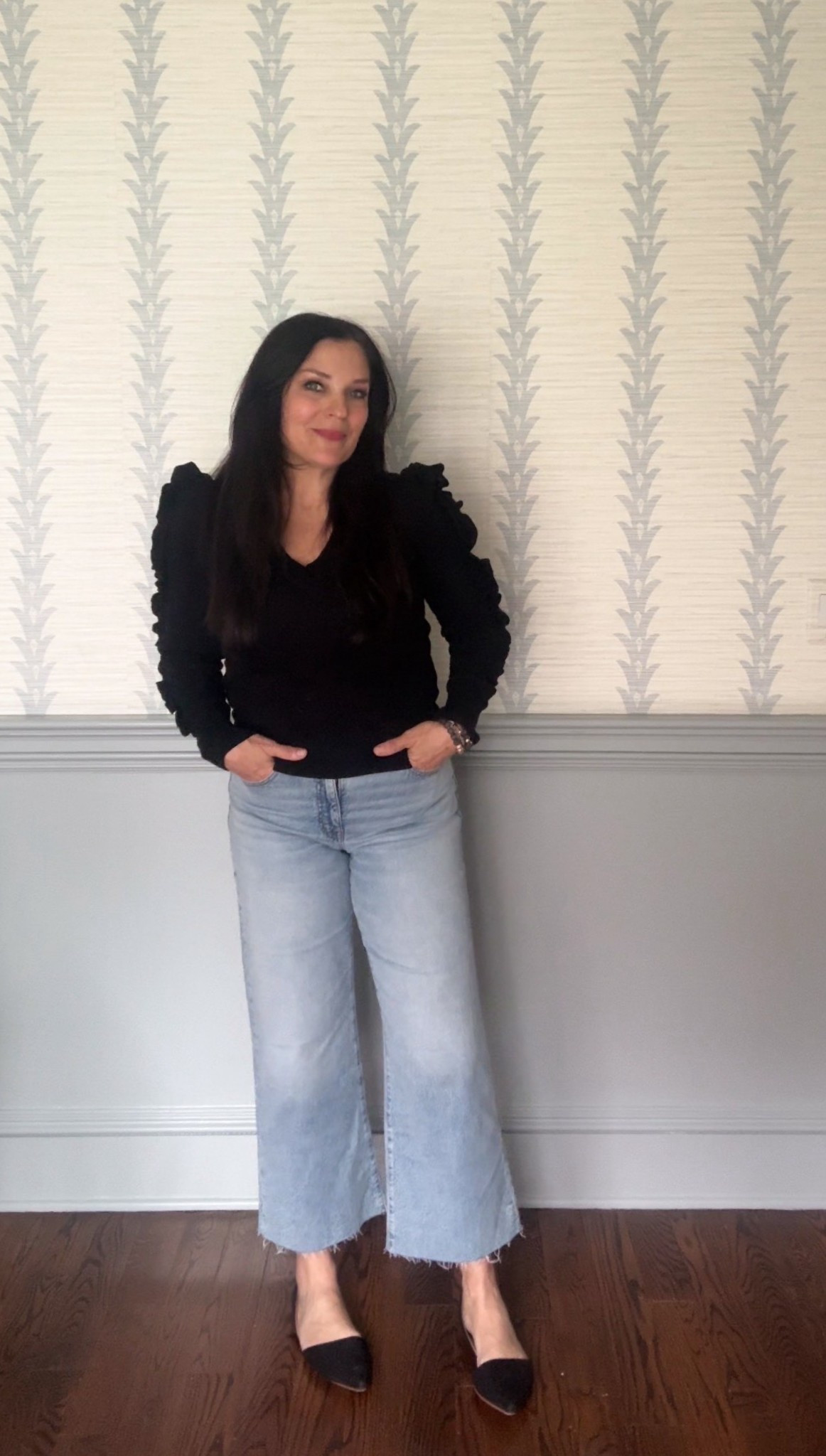 Wide leg cropped jeans all day stretch. The best and so comfortable!

#LTKOver40 #LTKWorkwear