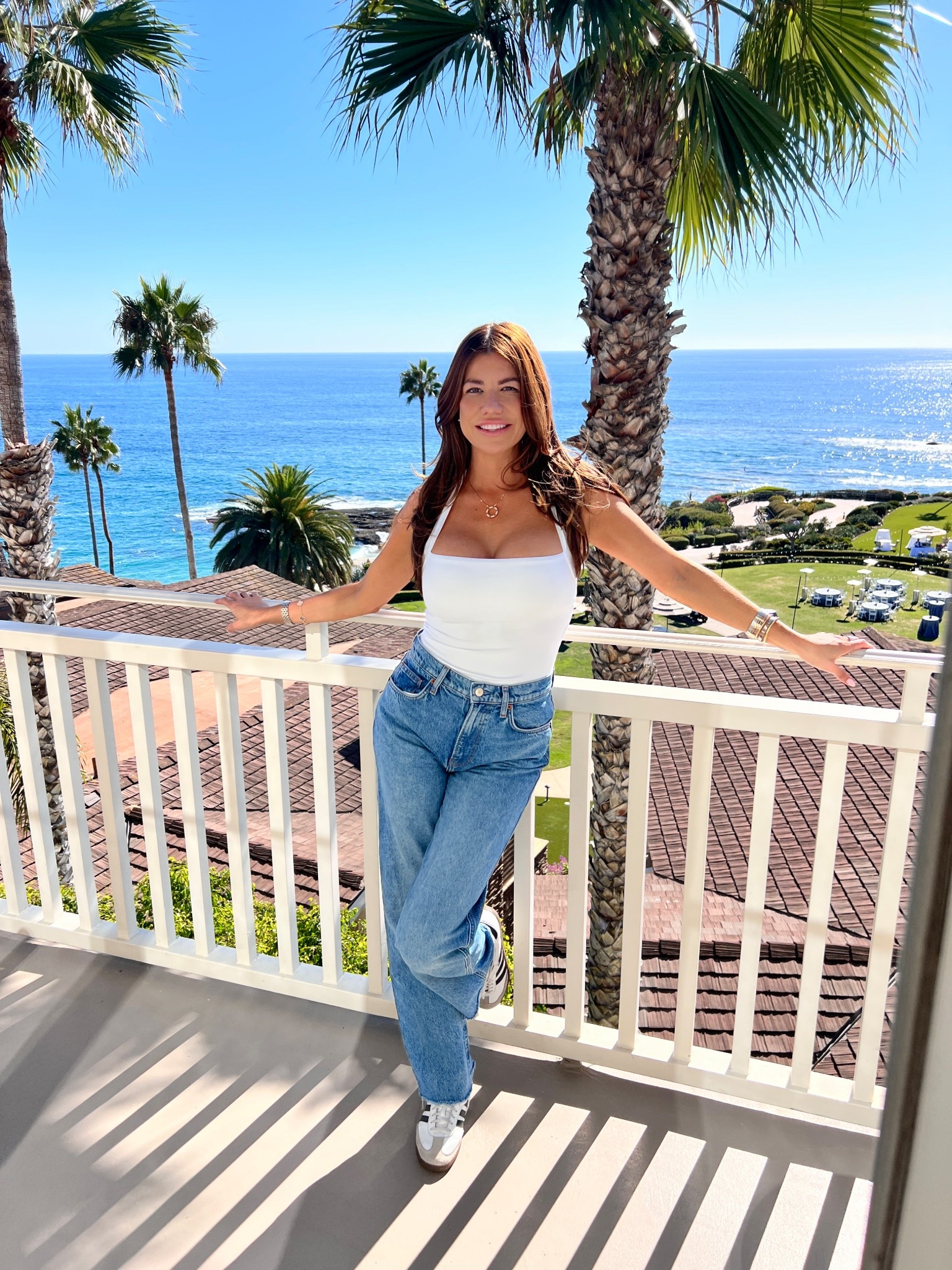 the most flattering top wearing TTS

#LTKActive #LTKSaleAlert