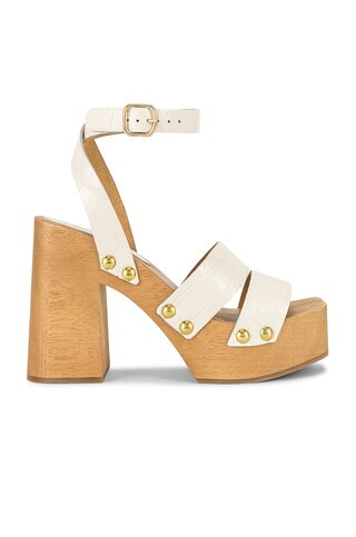 Free People Mallory Clog in White from Revolve.com | Revolve Clothing (Global)