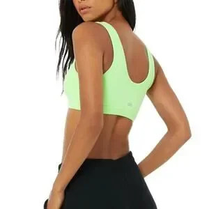 Alo Wellness Bra in Ultramint size small | Poshmark