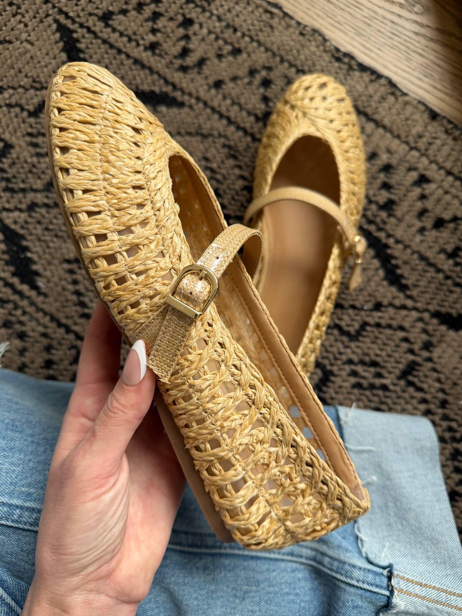 These target ballet flats are the must have shoe for winter > spring transition!!!!

#LTKootd #LTKgrwm #LTKSeasonal