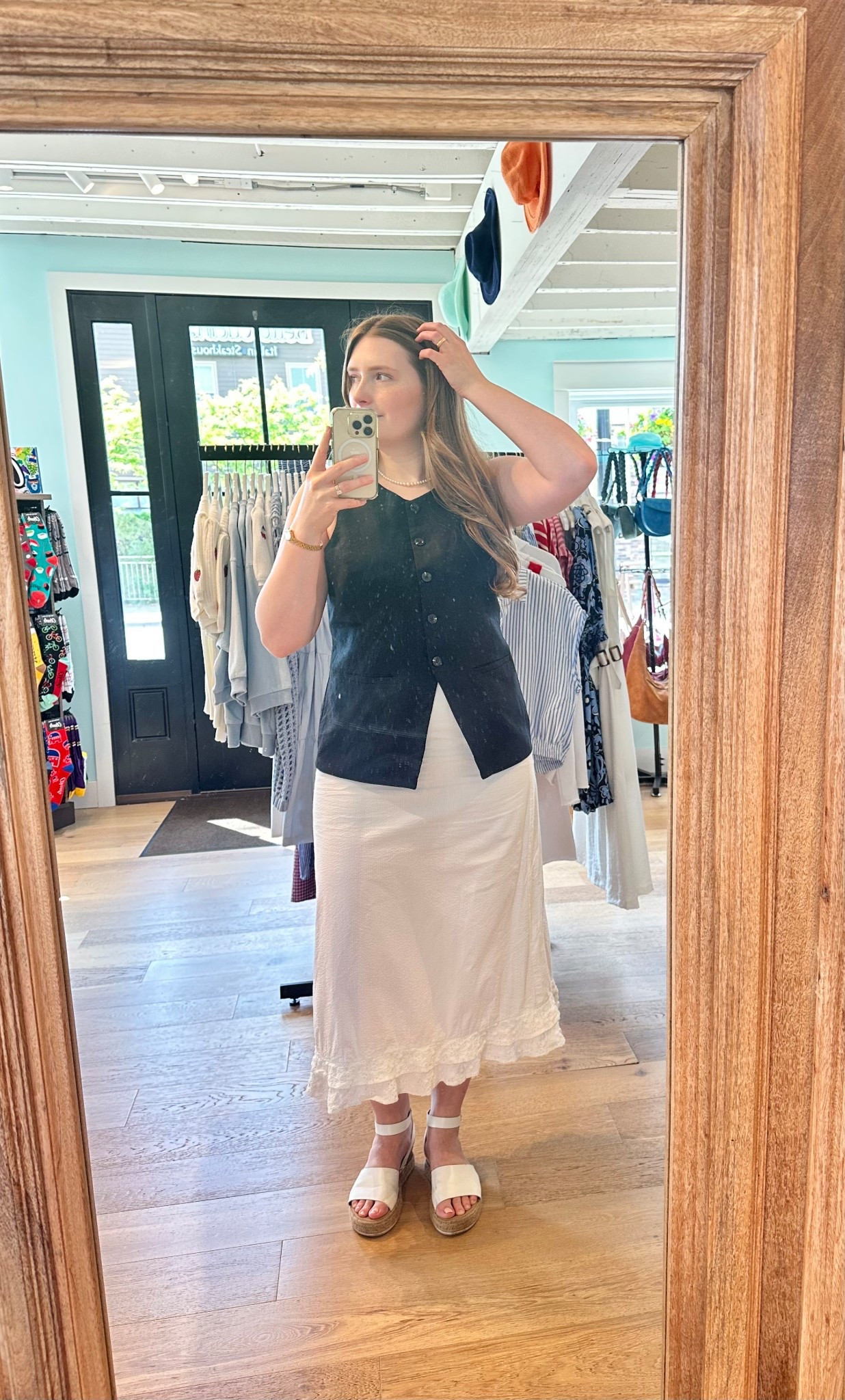 Linen Black Vest from Old Navy!
Skirt is vintage but I ragged similar from Old Navy that this vest would look amazing with.
I am 5’8” wearing a size L Vest and Size 10 skirt 

#LTKVest #LTKOldNavy #LTKwhiteskirt
