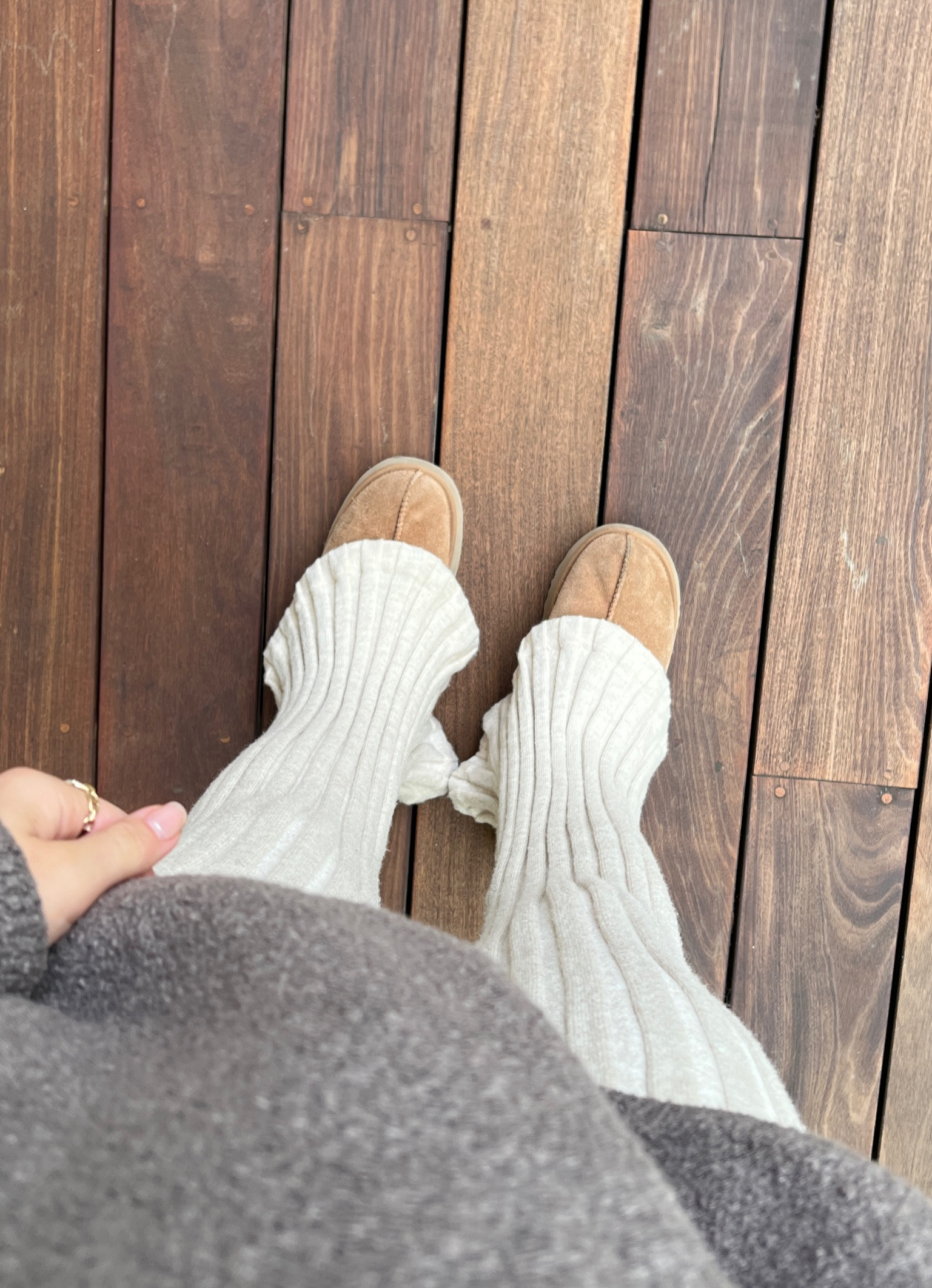 christmas morning in my bfs new sweater 🧸

#LTKHoliday #LTKGiftGuide #LTKSeasonal