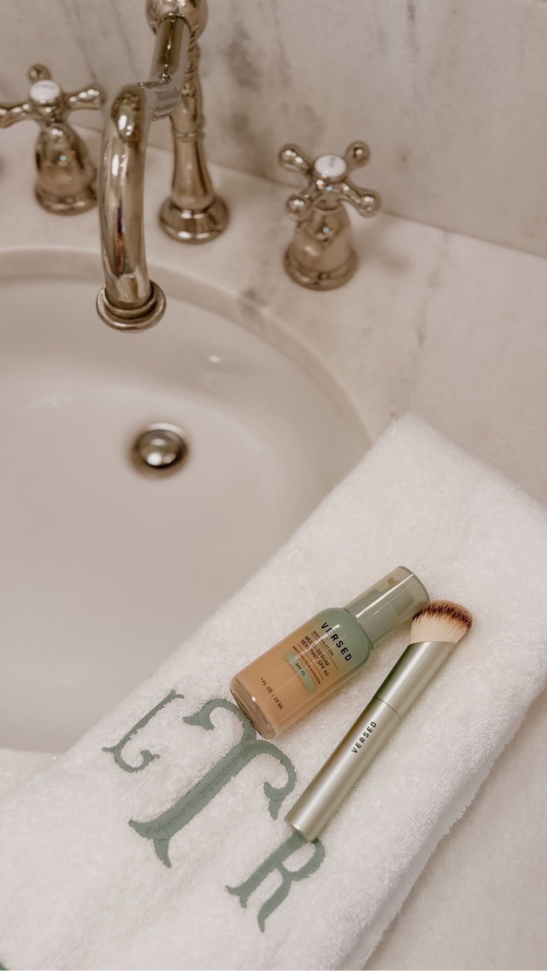 #ad The @Versed Multi-Serum Skin Tint SPF 40 from @target has been such a good find for my 43-year-old skin. Lightweight, glowy, broad spectrum SPF 40, under $20, and doesn’t settle heavy on my face in the heat.

I’ve been applying it with their multitasking foundation brush and keeping the lip crayon in my bag for everyday touch-ups. Just easy, pretty products that make getting ready feel simple! #TargetPartner #Target #liketkit @shop.ltk

#LTKgrwm #LTKOver40 #LTKBeauty