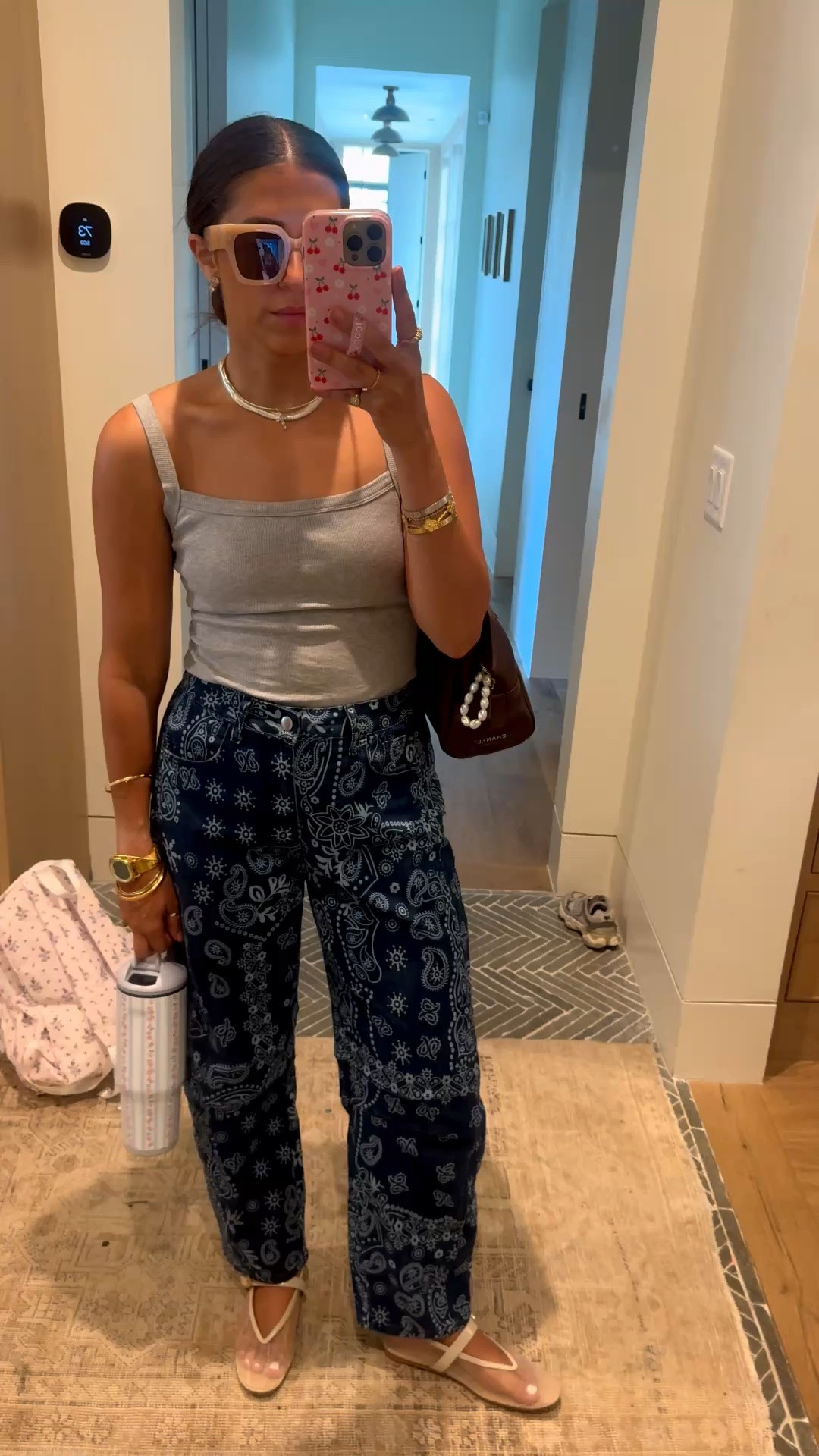 Tank: medium 
Bottoms: medium 

Dressupbuttercup.com #dressupbuttercup #dederaad

#LTKootd #LTKmomlife #LTKSeasonal