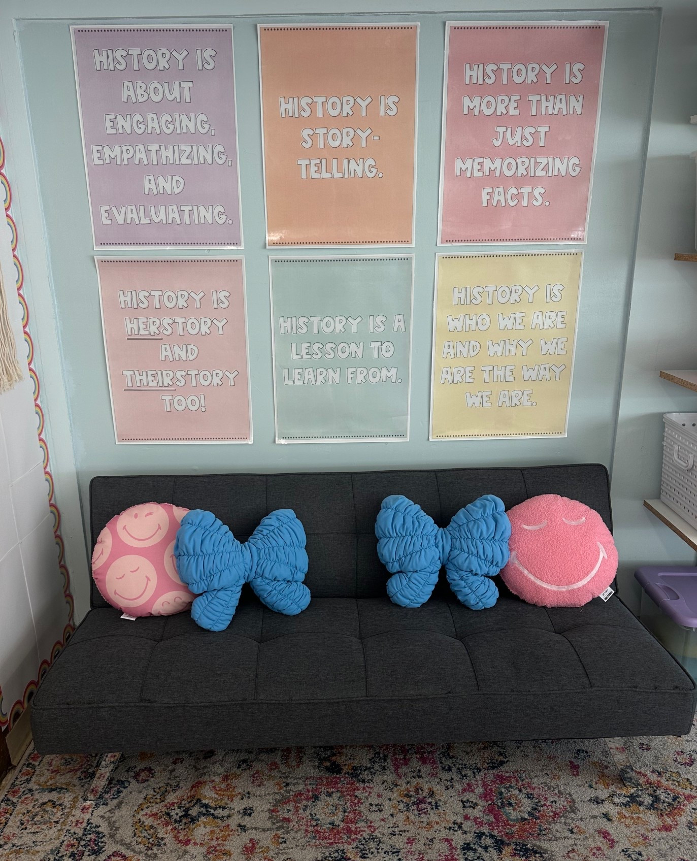 newest classroom couch pillows 💓☺️🩵🎀

#LTKHome #LTKKids #LTKSaleAlert