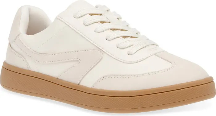 Voyage Sneaker (Women) | Nordstrom Rack