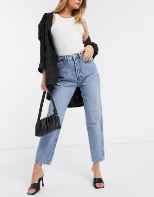 Stradivarius organic cotton mom fit vintage jean in light wash | ASOS (Global)
