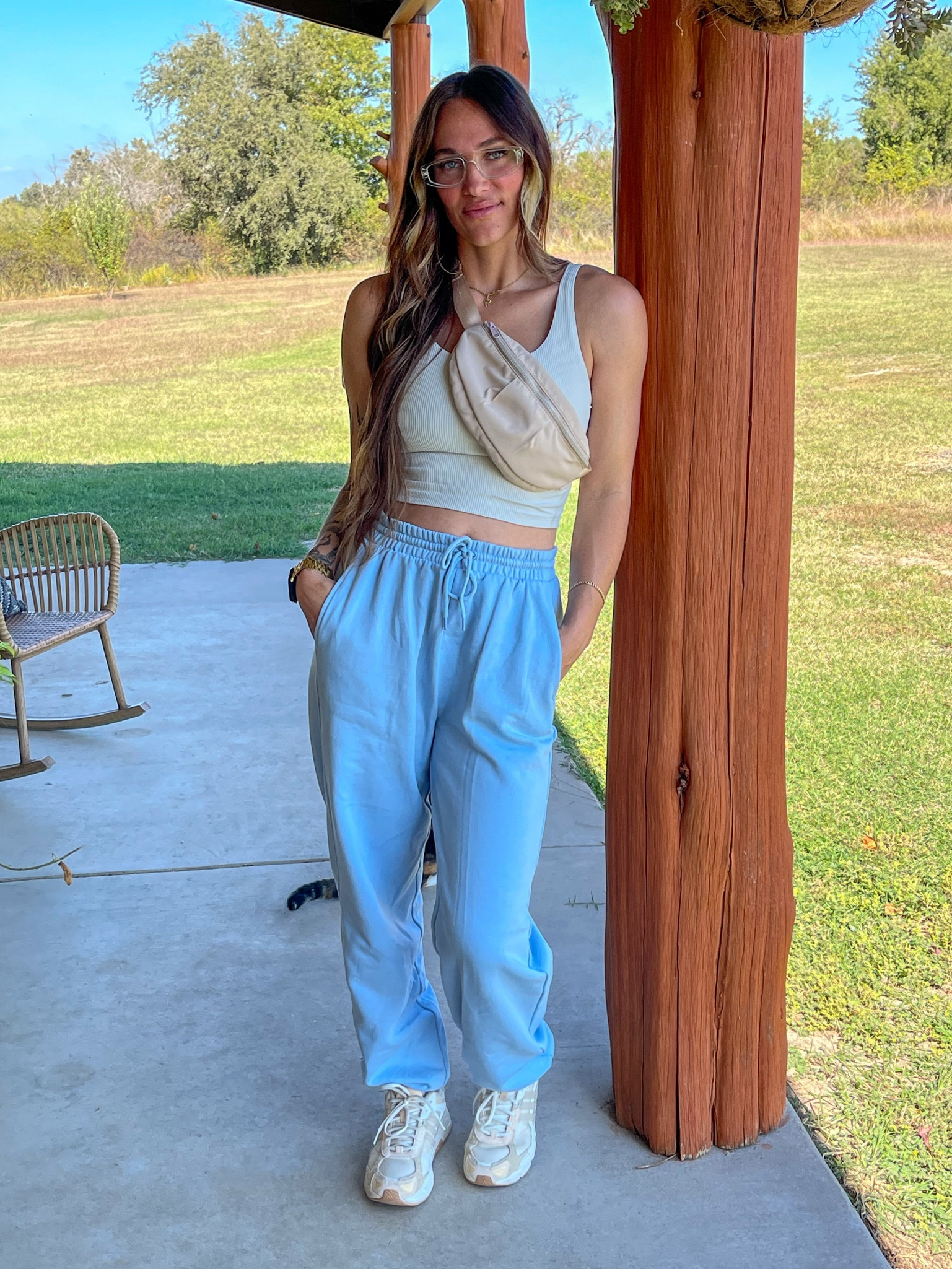 Sweats - M, long (I’m 5’9)

#LTKActive #LTKFindsUnder50 #LTKStyleTip