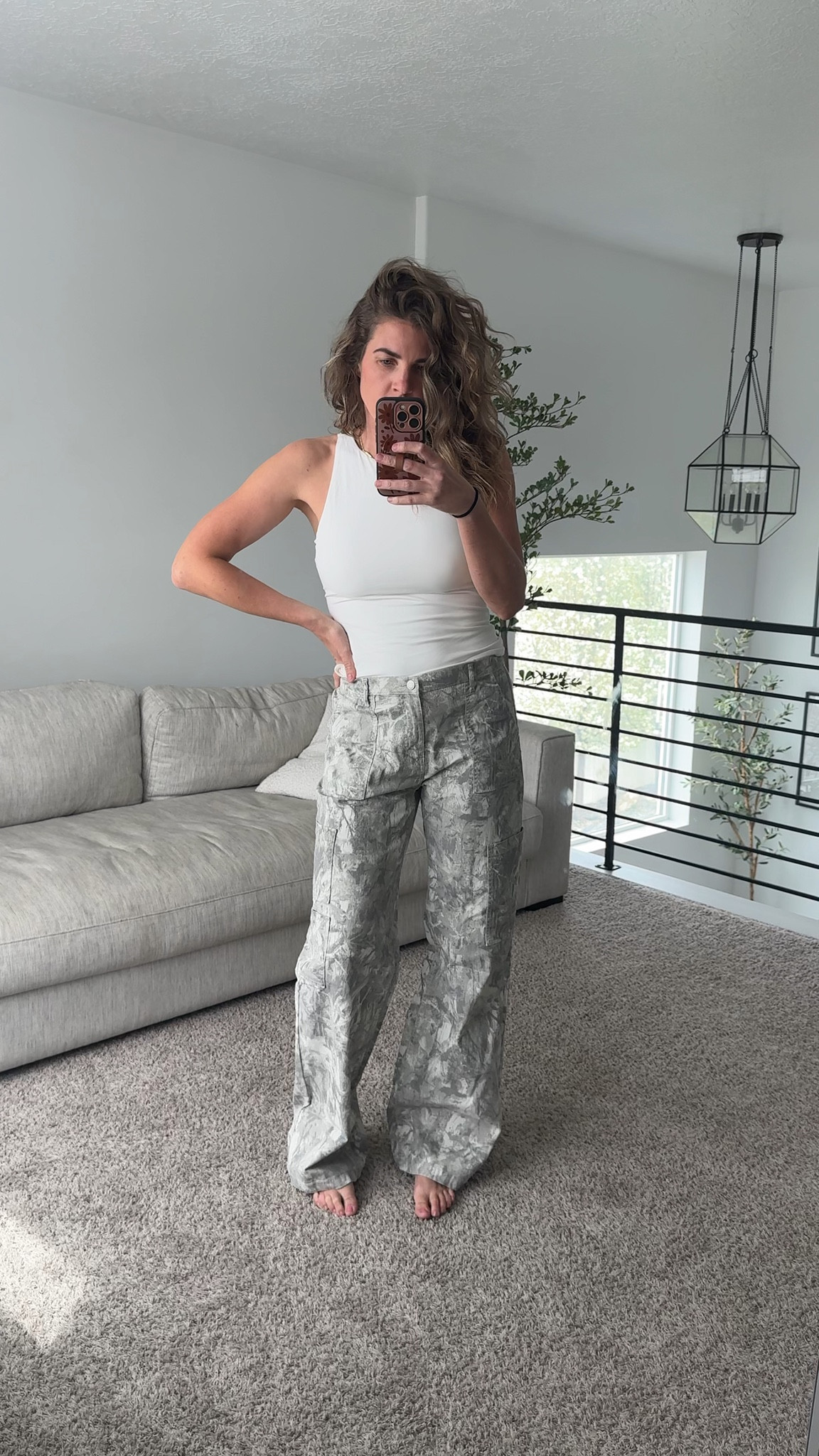 Obsessed with these No Boundaries wide leg cargo pants 🤍 super comfy, flattering, and the perfect baggy fit for everyday outfits—definitely my go-to lately ✨ #cargopants #widelegstyle #comfyfit #everydaylook