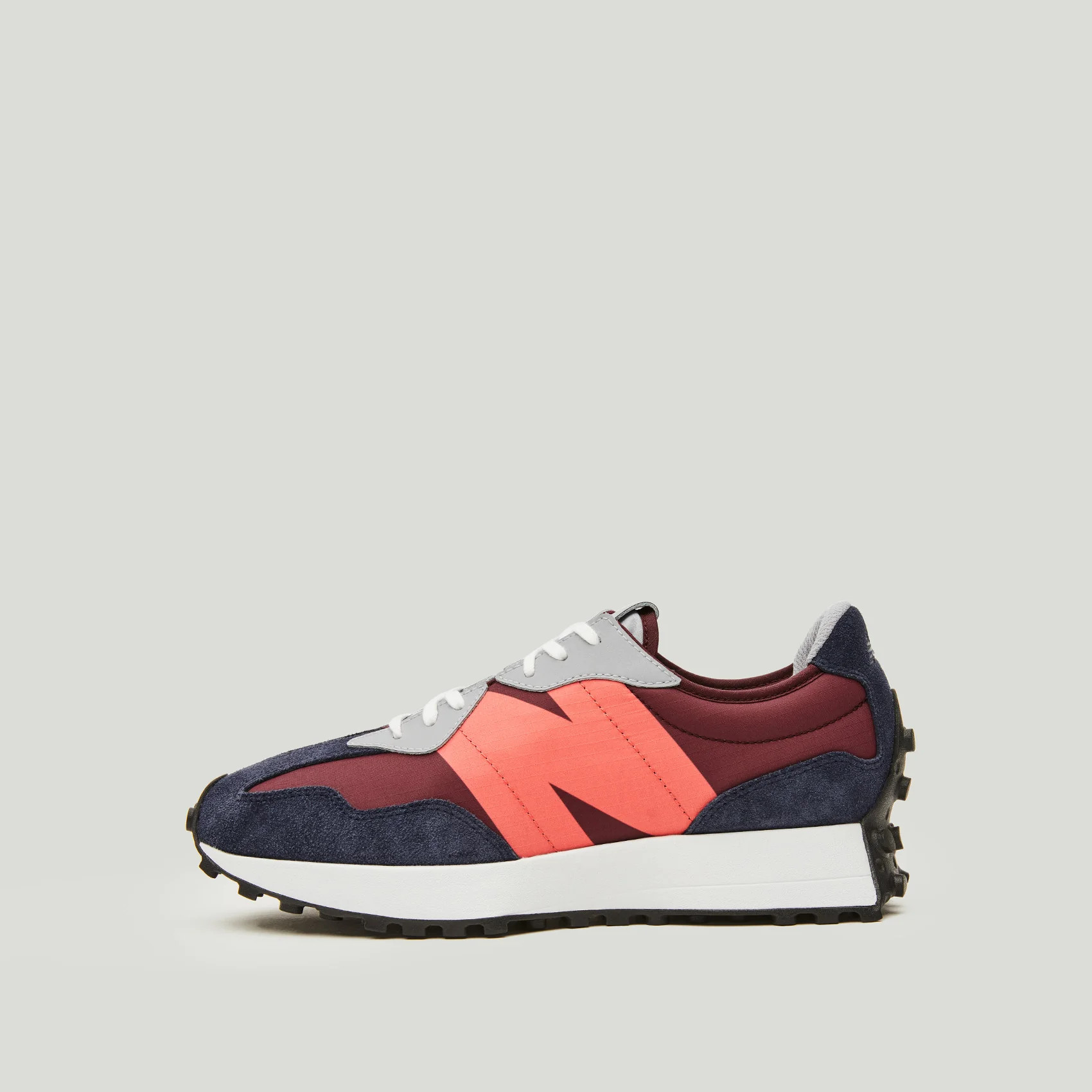 Women’s FIGS | NEW BALANCE 327 | FIGS