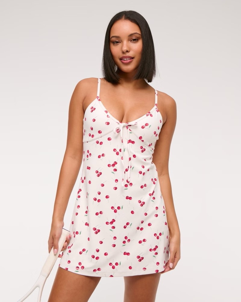 Abercrombie’s new activewear is so cute!! 

#LTKActive #LTKSeasonal #LTKFindsUnder100