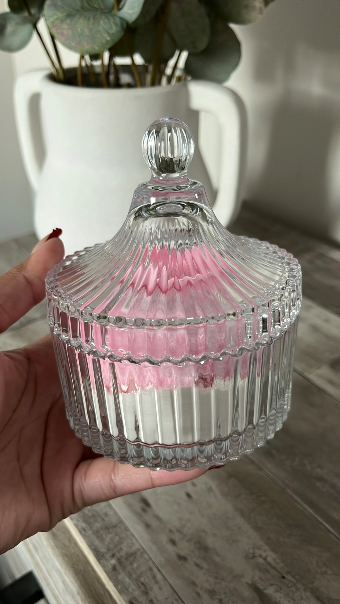 Adding dusting powder to my bodycare routine ✨ It smells so goood! 