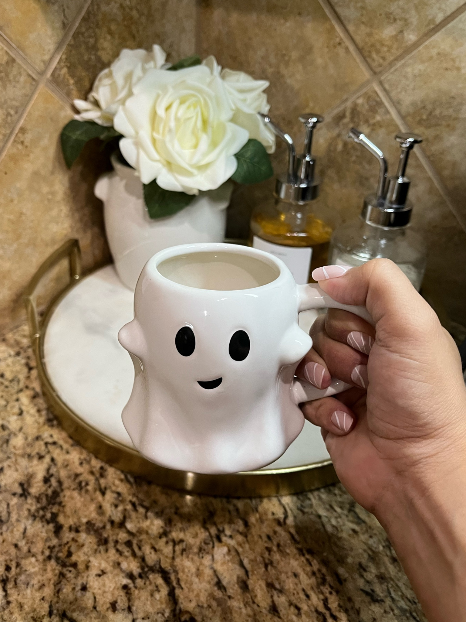 Ghostie mug is back! #targetmugs #halloween #halloweenmugs #fall #fallseason #fallmugs #target

#LTKstyletip #LTKSeasonal