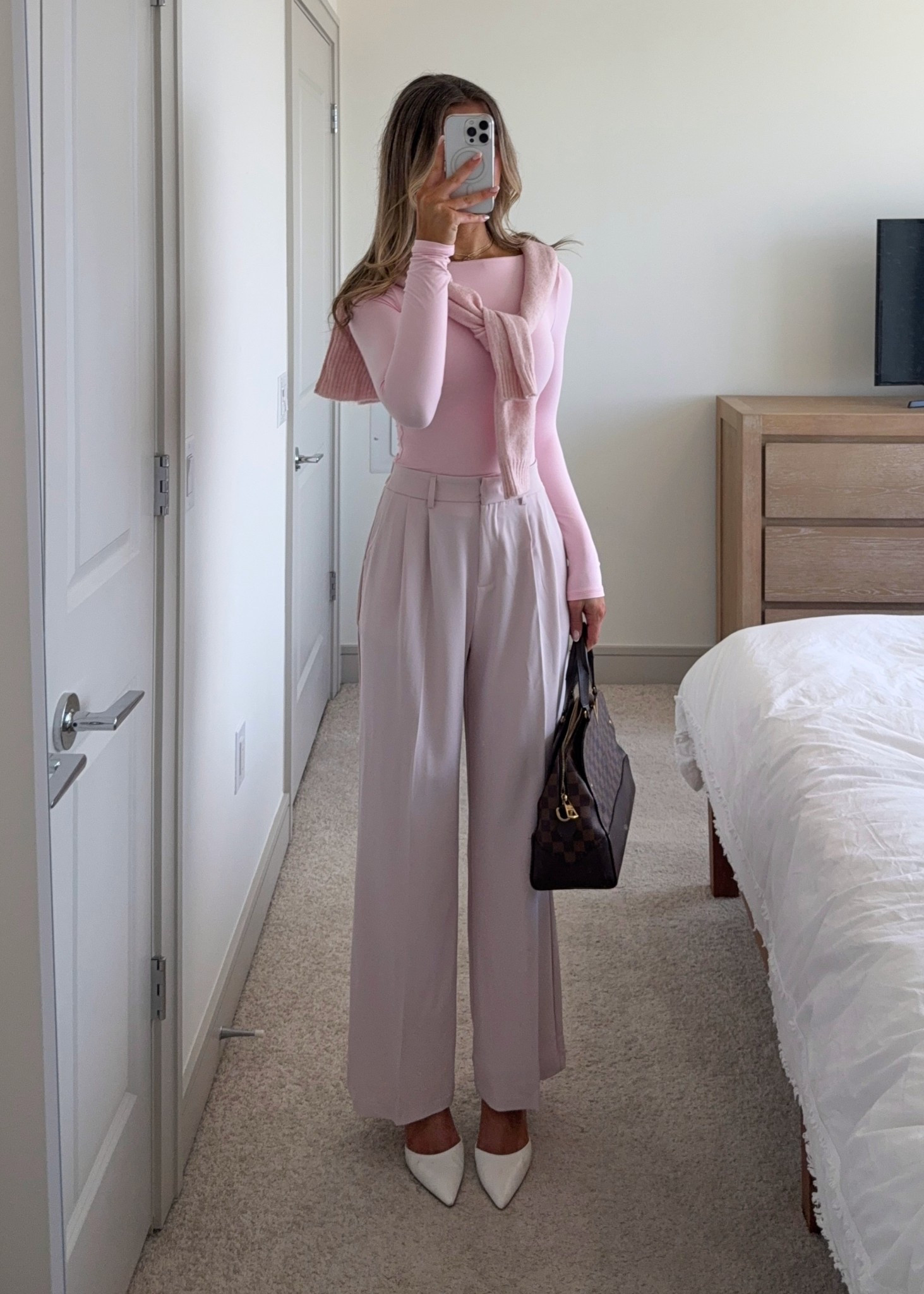 monochromatic pink amazon office outfit – inspo for Valentine’s Day 💞

#LTKWorkwear #LTKValentine