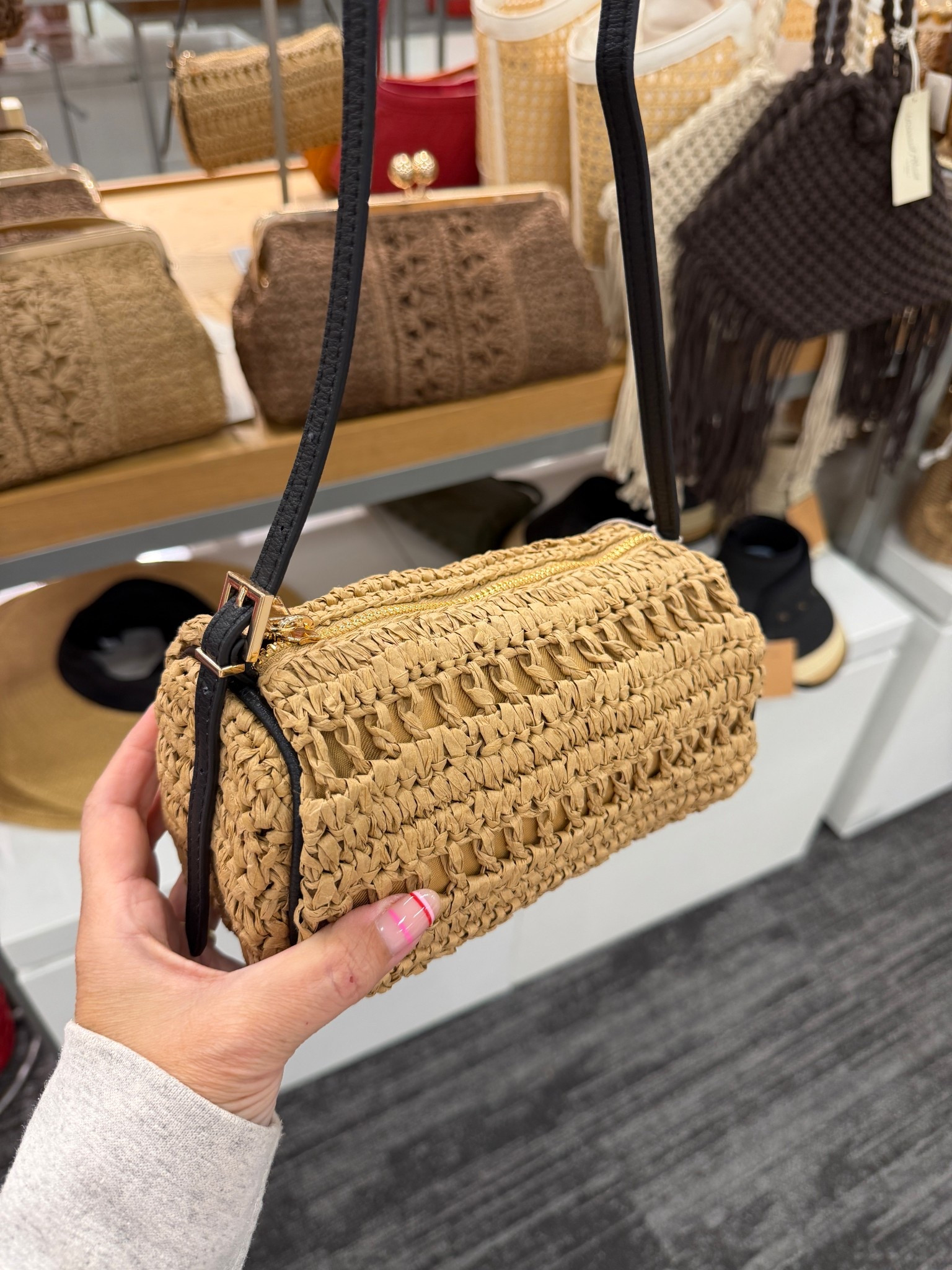 NEW at Target! 😍 Raffia bags that are perfect for spring/summer or vacation!

#LTKootd #LTKMothersDay #LTKgrwm