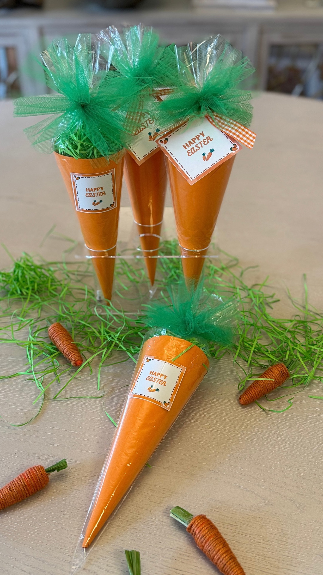 Easter carrot party gift cones! 🥕🎁🐰#gifting #partyfavor #giftideas #gift #easter 

#LTKParties #LTKOver40 #LTKSeasonal