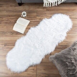 Hastings Home Faux Sheepskin Fur Rug (White - 2' x 5') | Bed Bath & Beyond
