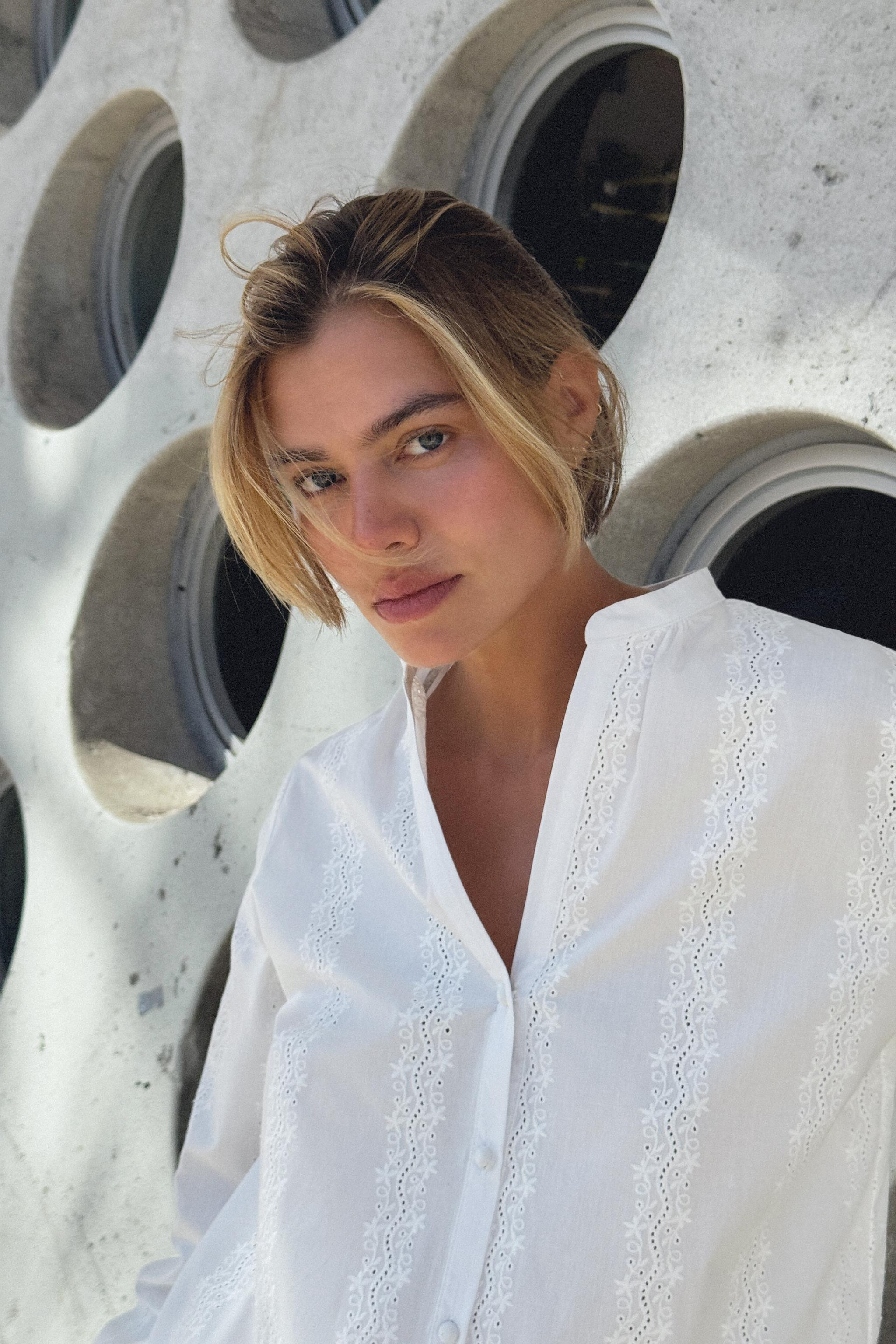 EMBROIDERED EYELET BLOUSE | Zara US