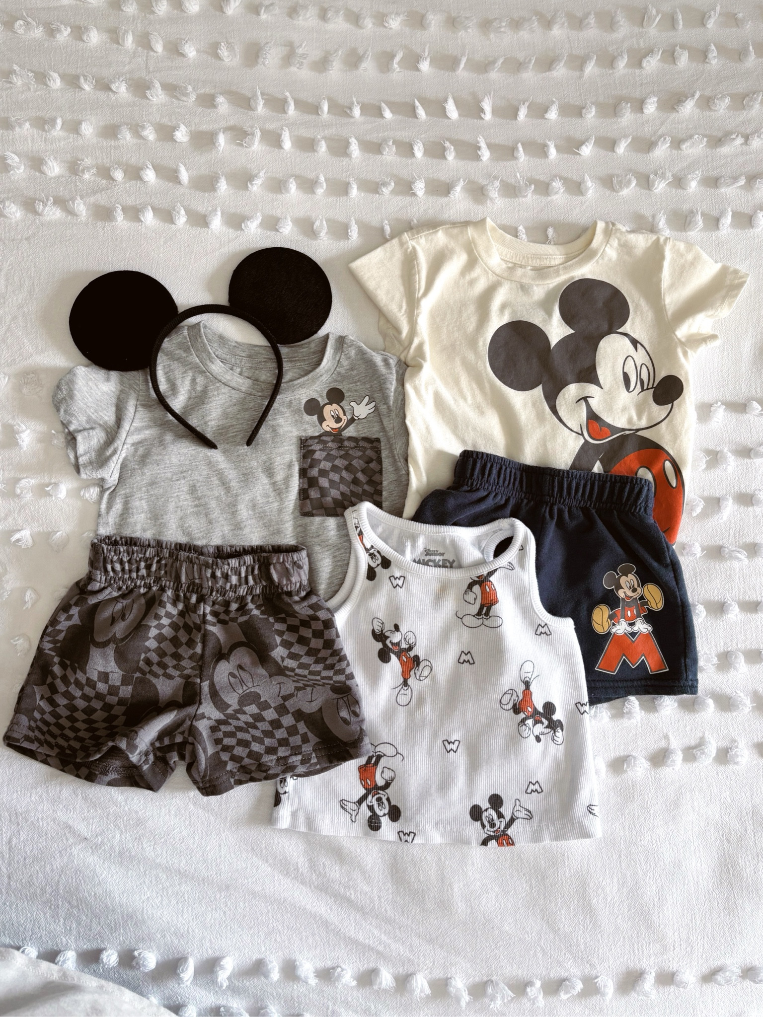Mickey Mouse outfit set from Walmart! I got the 12M for archer!

#mickeymouse #walmartdisney #disneybaby #walmartbaby #walmartkids #walmartfamily #disneyworld 

#LTKxWalmart #LTKBaby #LTKTravel