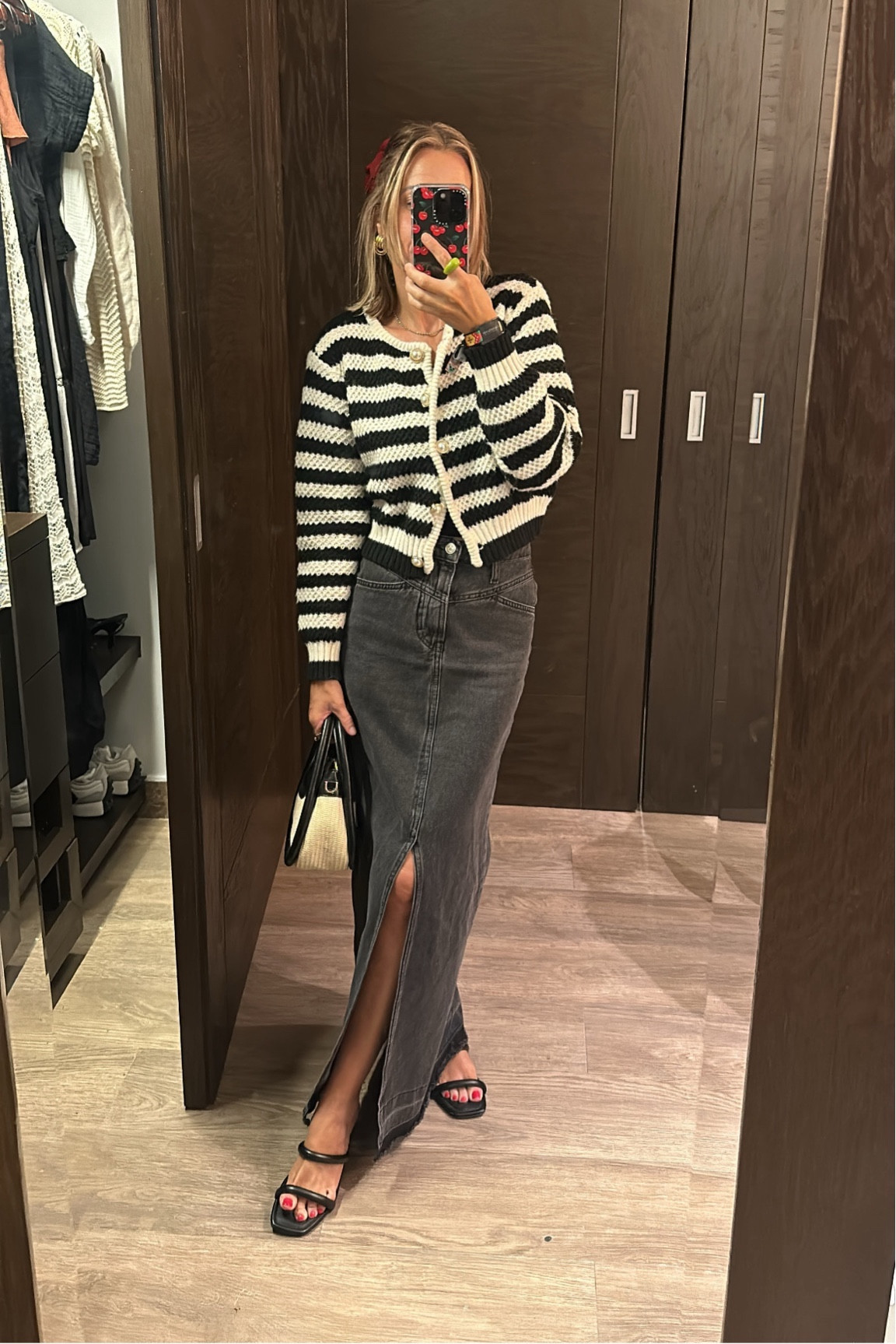 Dinner outfit
Sweater size small
Tank size xs
Skirt size xxs


#LTKover40 #LTKfindsunder50 #LTKsalealert