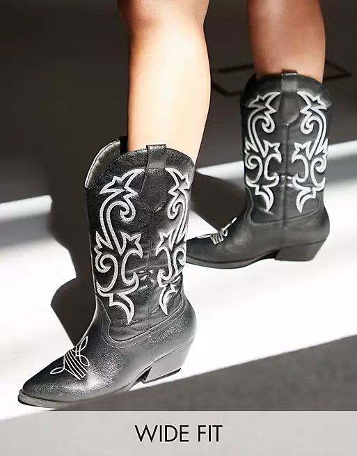 ASOS DESIGN Wide Fit Andi flat western boots in black | ASOS (Global)