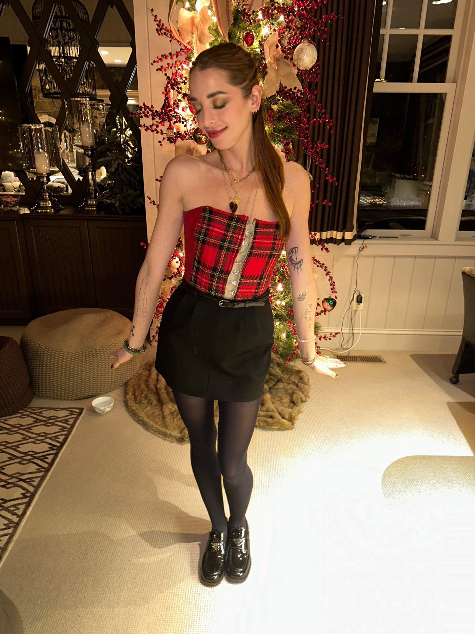 Vintage plaid D&G corset 

#LTKShoeCrush #LTKStyleTip #LTKSeasonal