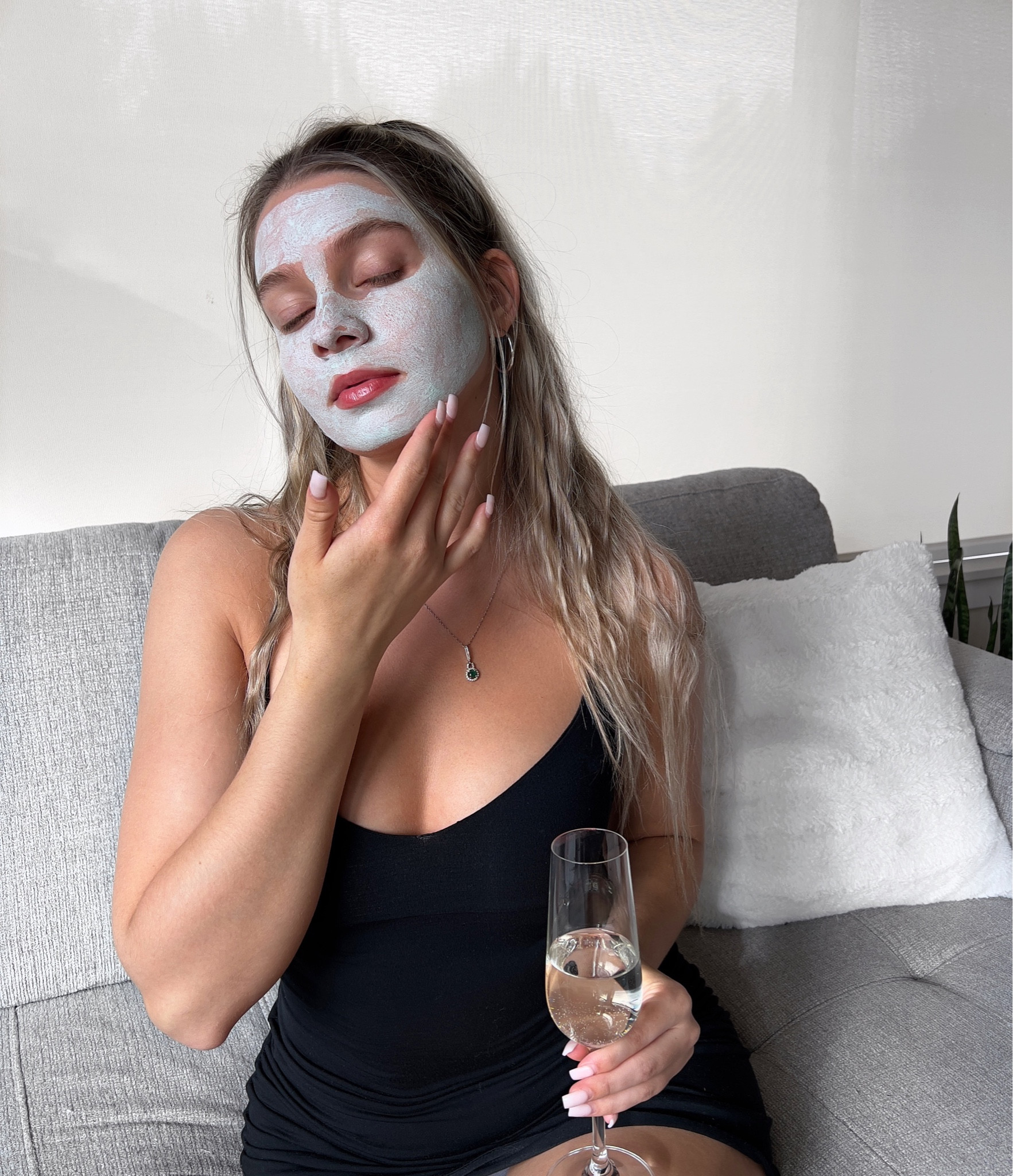 Let’s stay in tonight! 🥂Put on a refreshing green tea mask. Set the vibes and relax. You deserve it!🧖‍♀️

#LTKbeauty #LTKGiftGuide #LTKfindsunder50