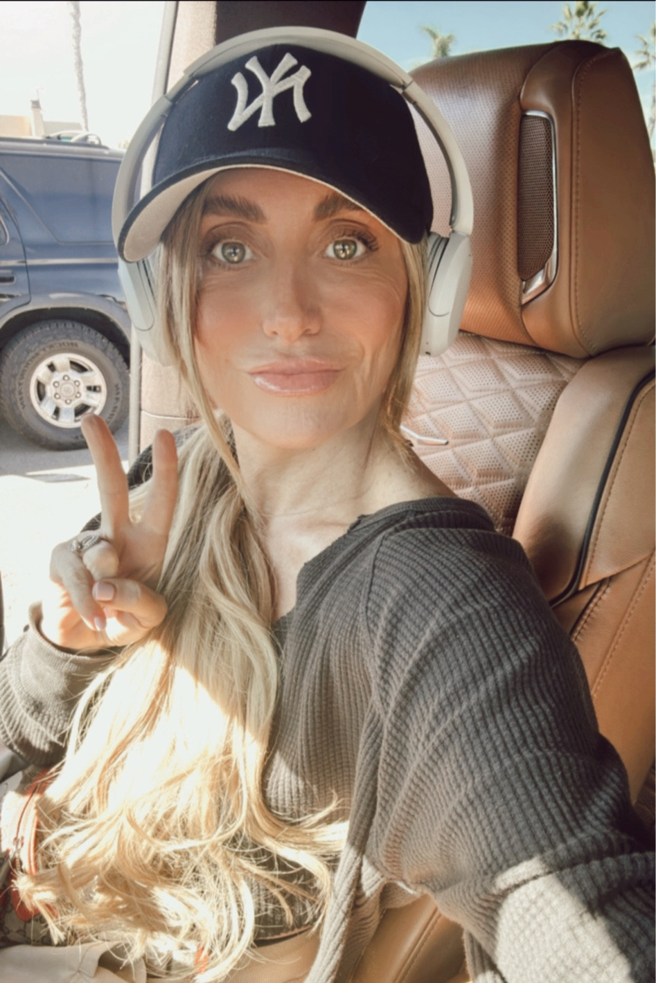 The perfect Sunday walking outfit! Find my faves from Lululemon Free People and more! 

#LTKVideo #LTKFitness #LTKHoliday