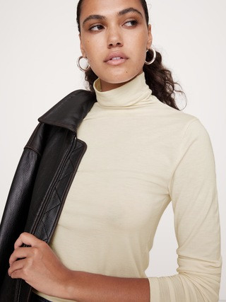 Luxe Wool-Blend Turtleneck T-Shirt | Banana Republic (US)