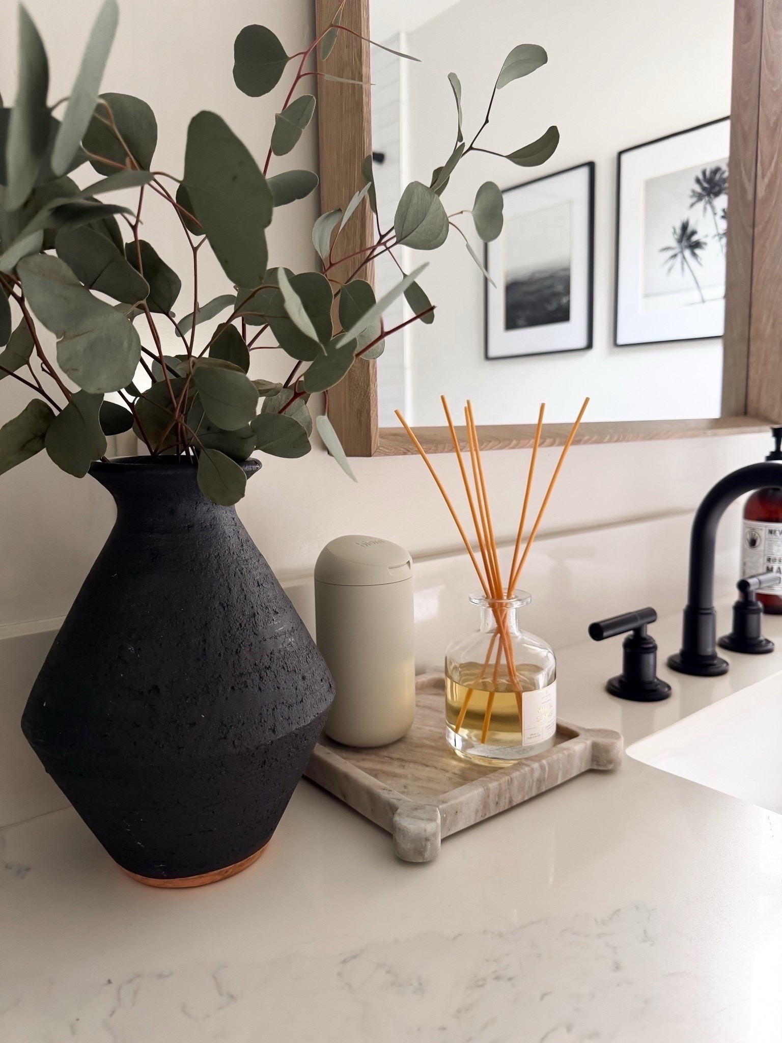 This catch all tray is such a cute little addition to hold my cleaning wipes (I linked those too because I love them and you’d never know that cute container is cleaning wipes 🙌🏻) and anything else you have sitting in your countertop! Would also be a cute tray for the kitchen with your hand soap, dish soap, etc! 

home, target find, home decor, Britt Horton

#LTKmomlife #LTKselfcare #LTKHome